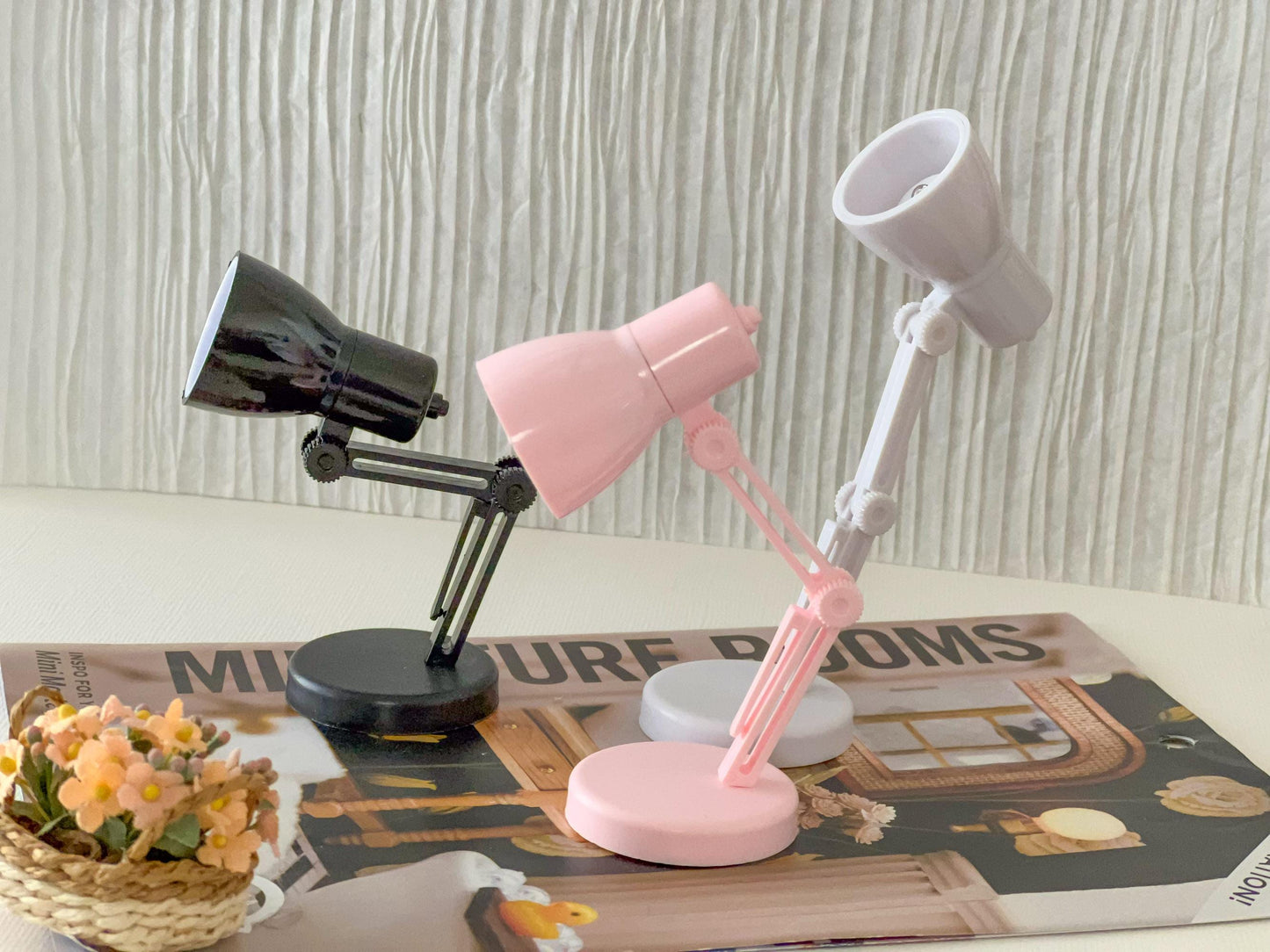 Dollhouse LED Reading Lamp – 1:6 Portable Plastic Lamp Battery Included - White, Pink, Black __etsy:7672667340