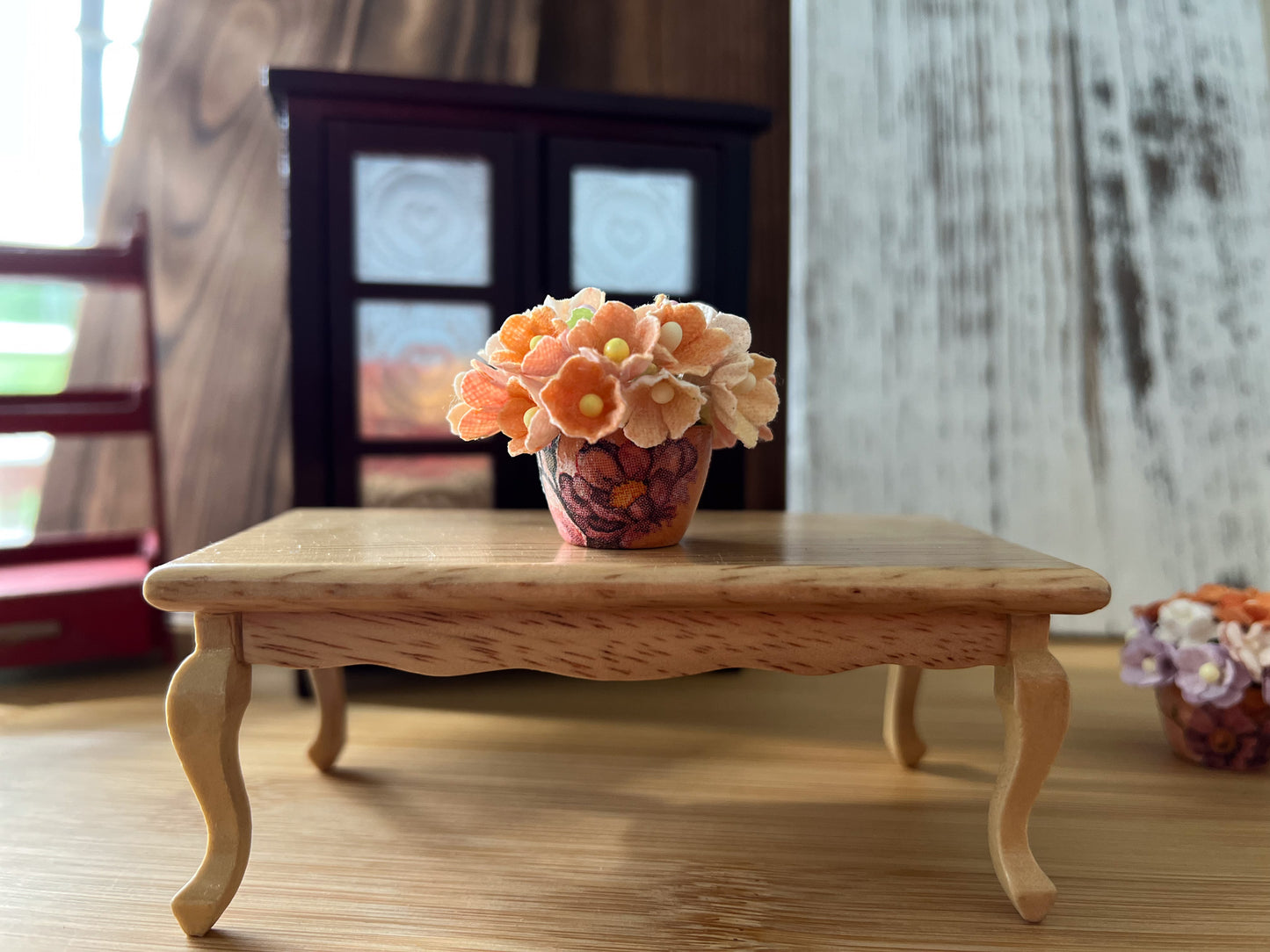1:12 Scale Miniature Clay Pot with Paper Flowers – Dollhouse Floral Centerpiece