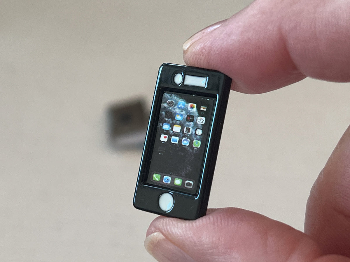 1:12 Scale Miniature Smartphone – Choice of 5 Colors