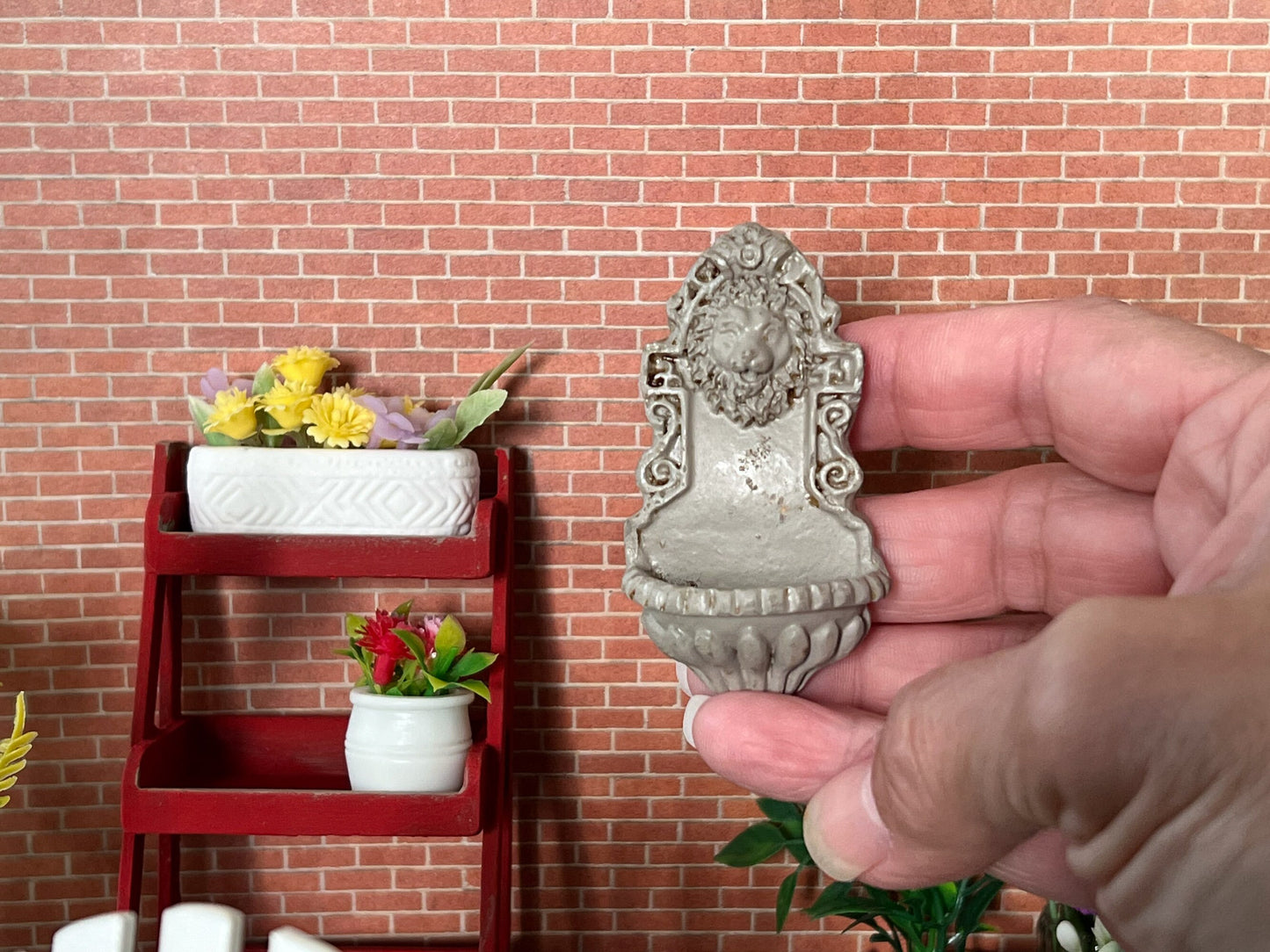Miniature Lion’s Head Wall Fountain - 1:12 Scale – Dollhouse Garden or Patio Accessory __etsy:5734650932