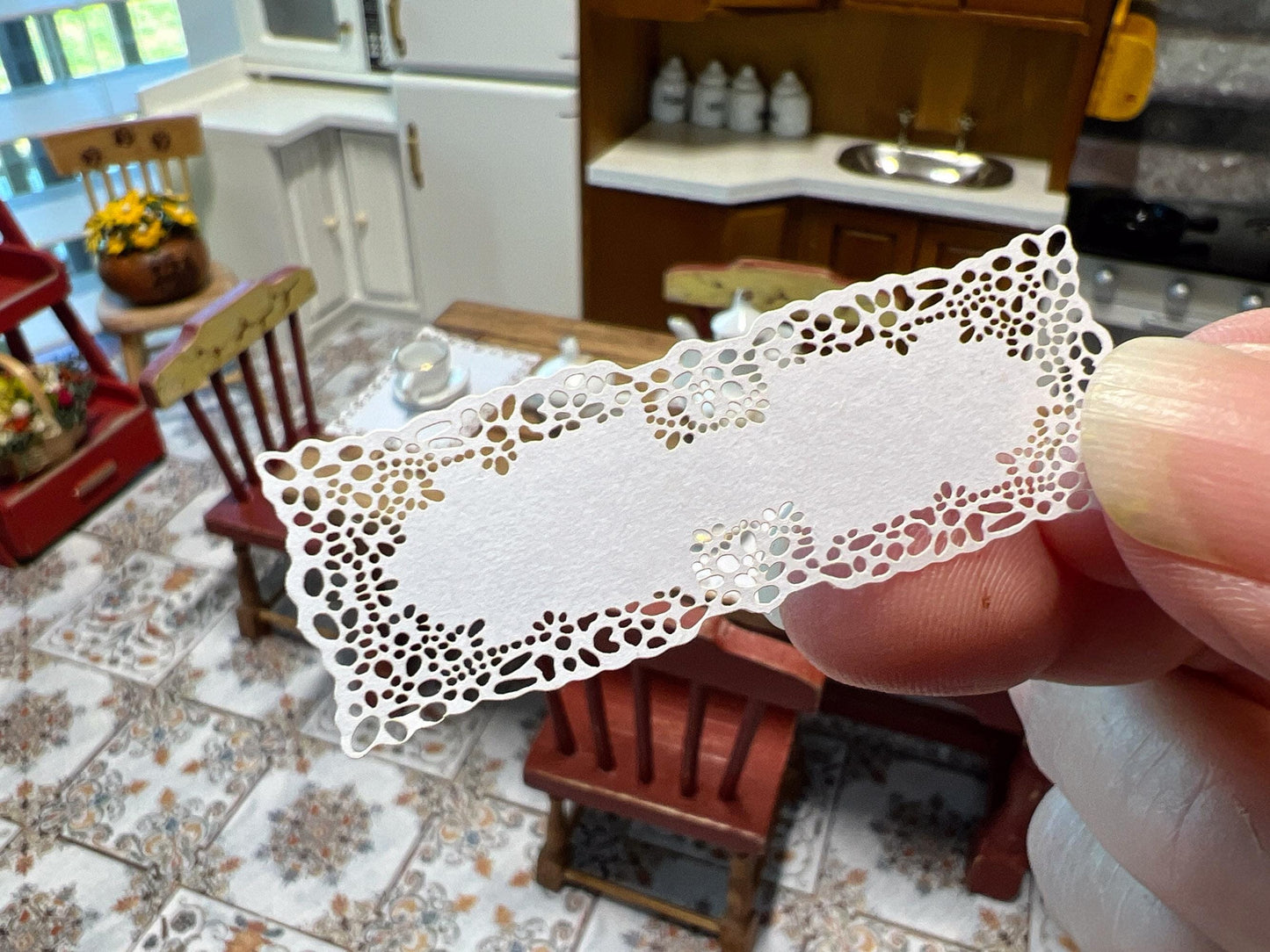 Miniature Paper Doilies 1:12 Scale - Dollhouse Antique Lace Table Decor __etsy:6800053747