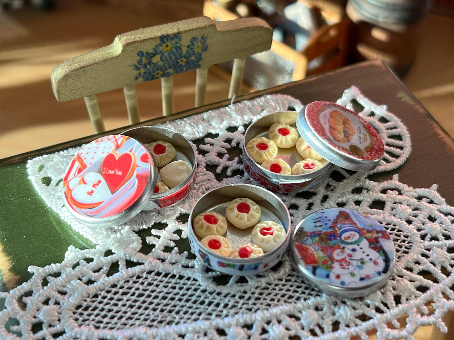 Miniature Tin Box and Sugar Cookies - 1:12 Scale | Dollhouse Valentine's Day Treat - Christmas __etsy:7362827378