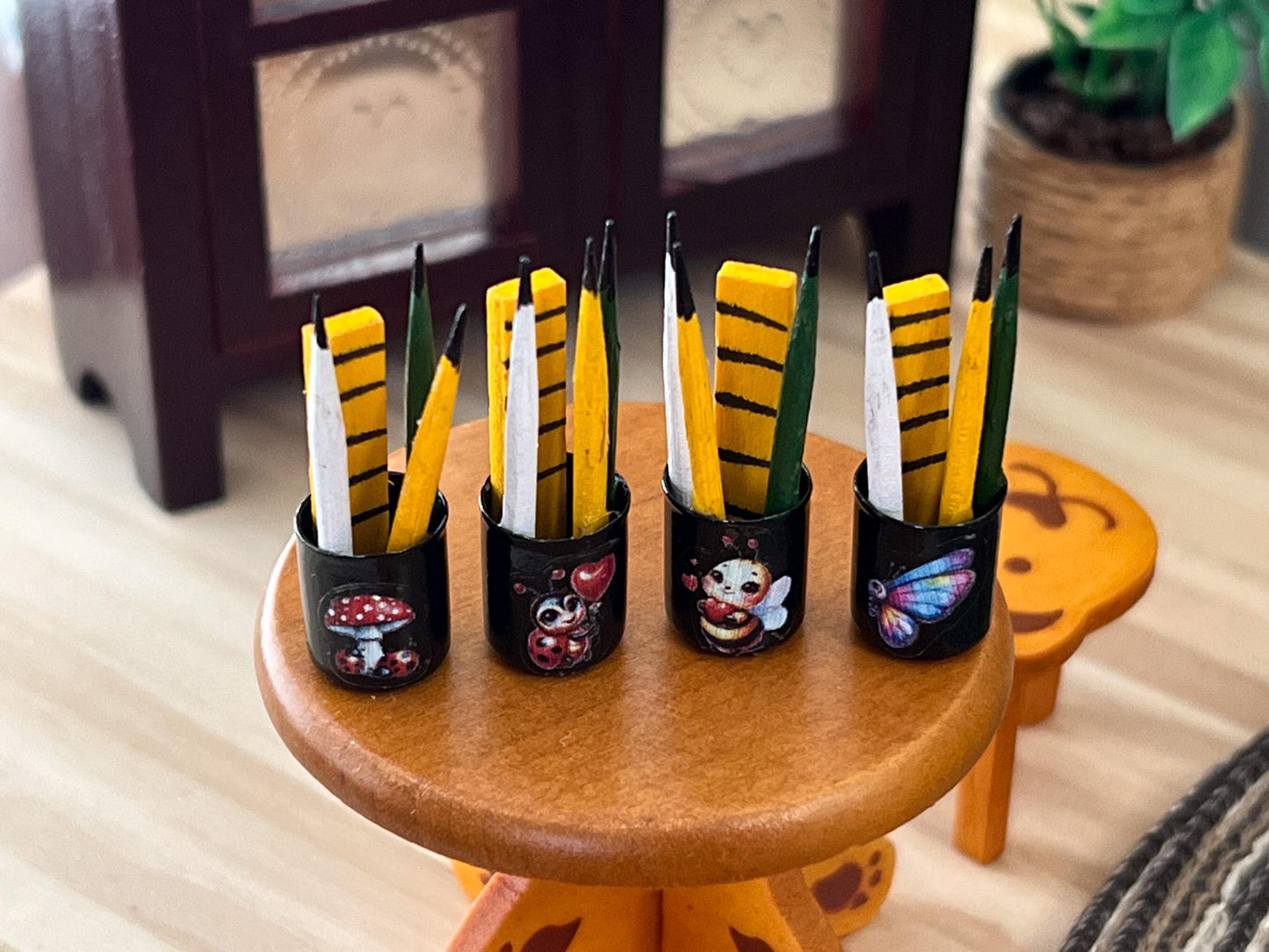 Miniature School Supply Set, 1:12 Scale, Dollhouse Pencil Holder and Coloring Book __etsy:8181787863