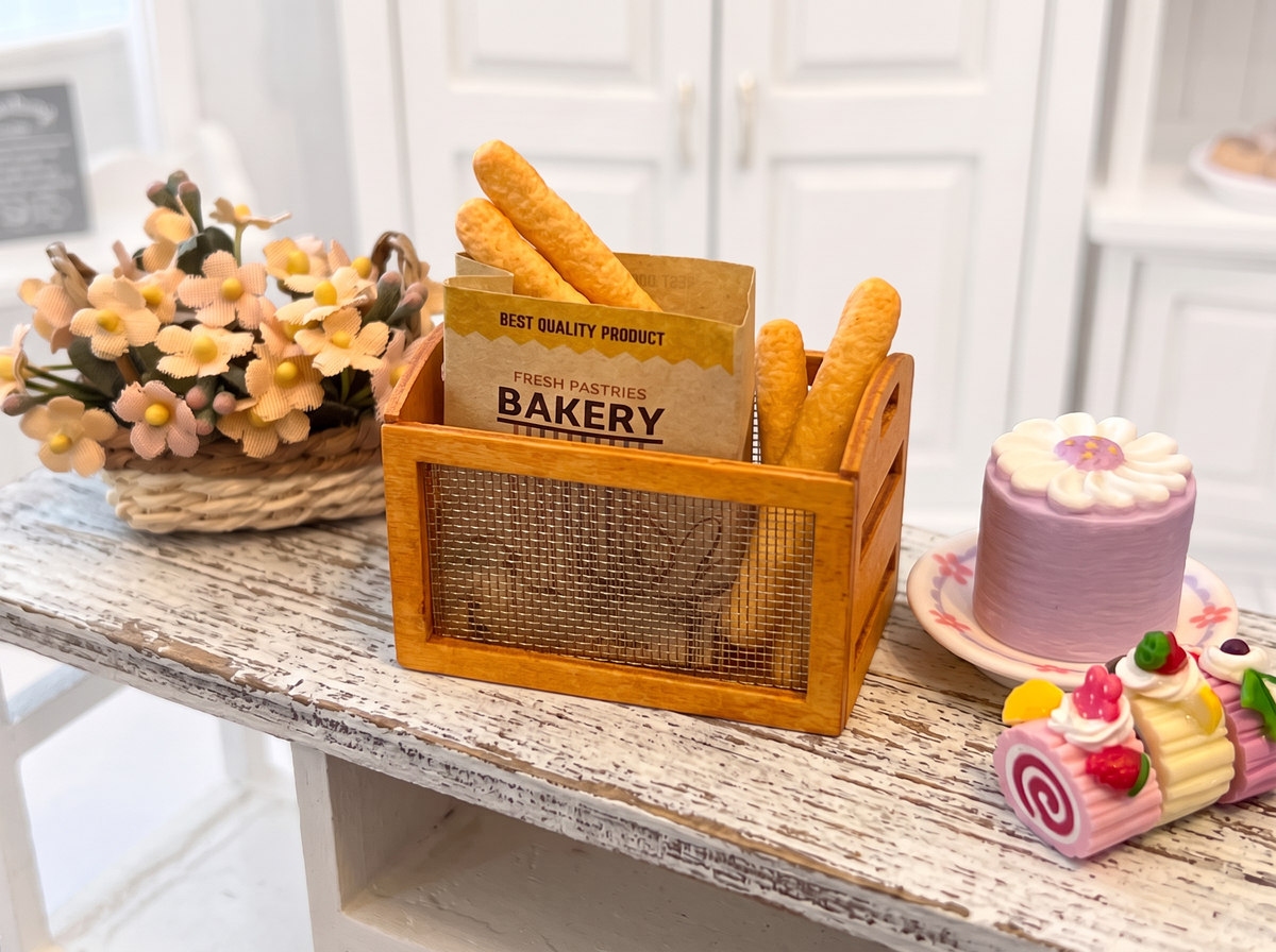 1:12 Scale Wooden Storage Basket with Wire Mesh Panels – Orange-Toned Stain