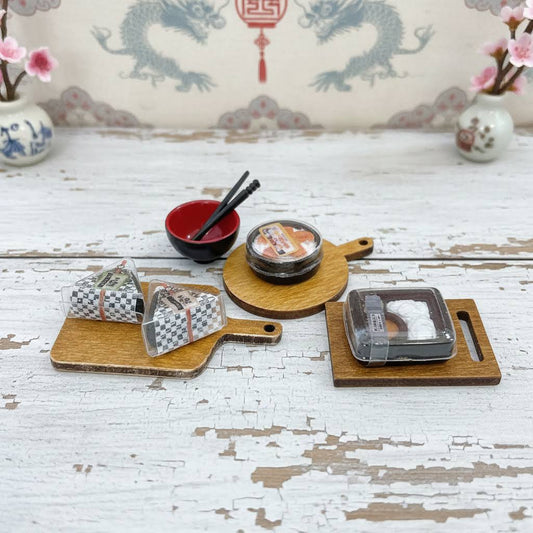 1:12 Miniature Japanese Sushi Meal Set with Rice Bowl & Chopsticks
