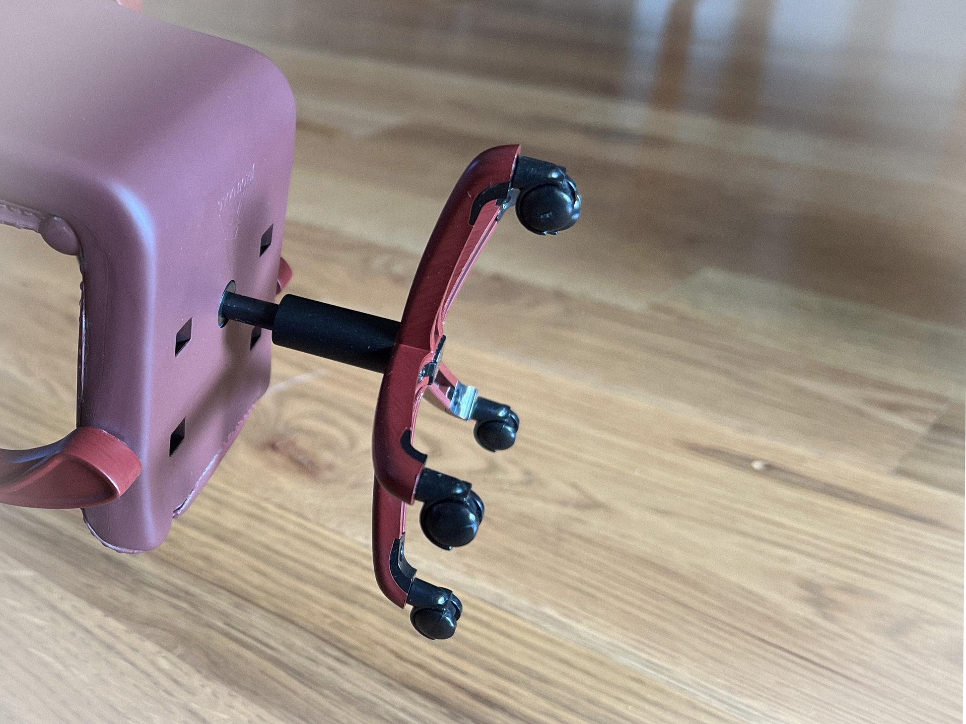 Dollhouse Executive Office Chair – 1:6 Scale Miniature Furniture __etsy:7262174324