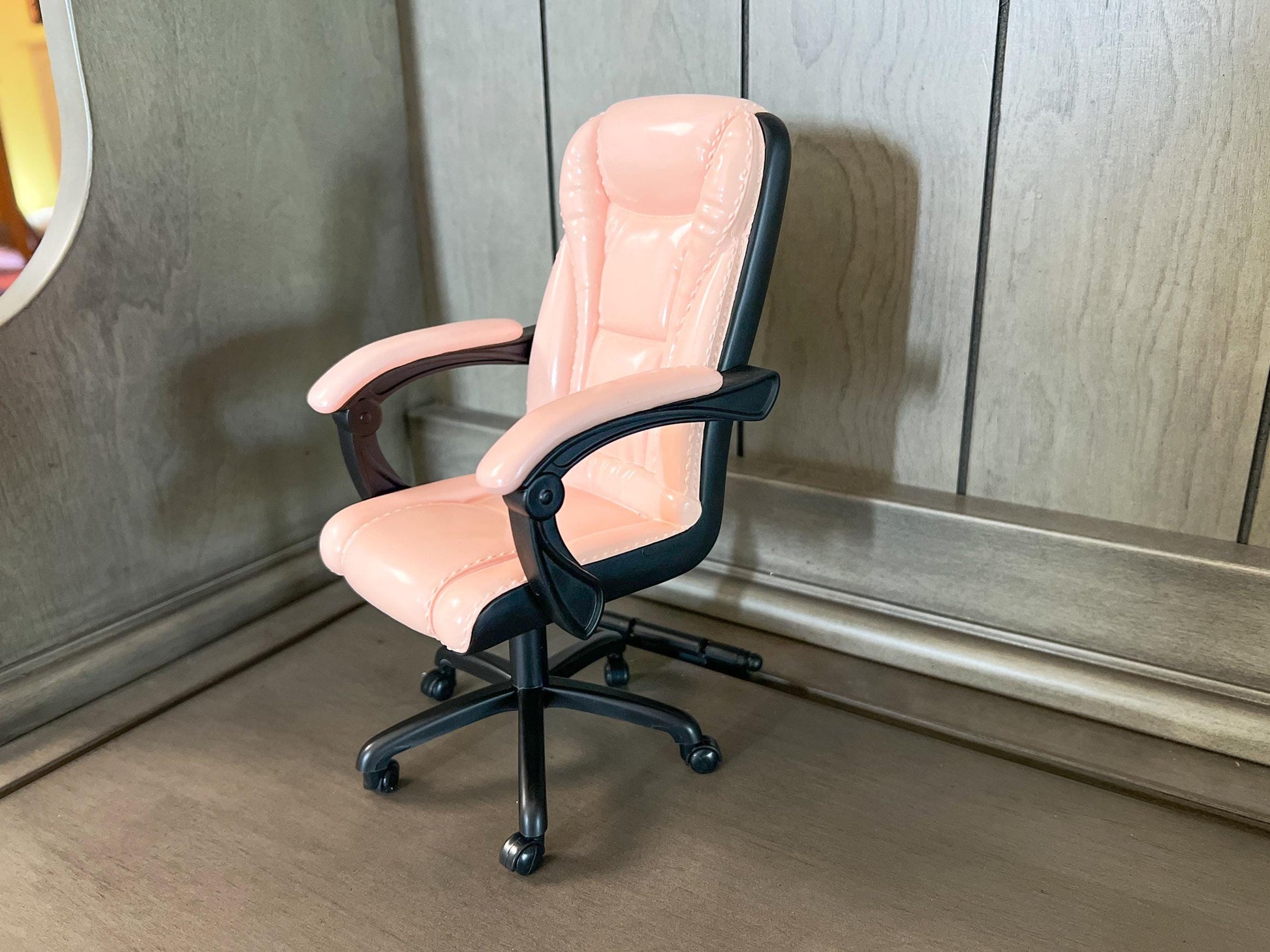 Dollhouse Executive Swivel Office Desk Chair – 1:6 Scale – Pink Backrest Action Figure Furniture __etsy:6809206111