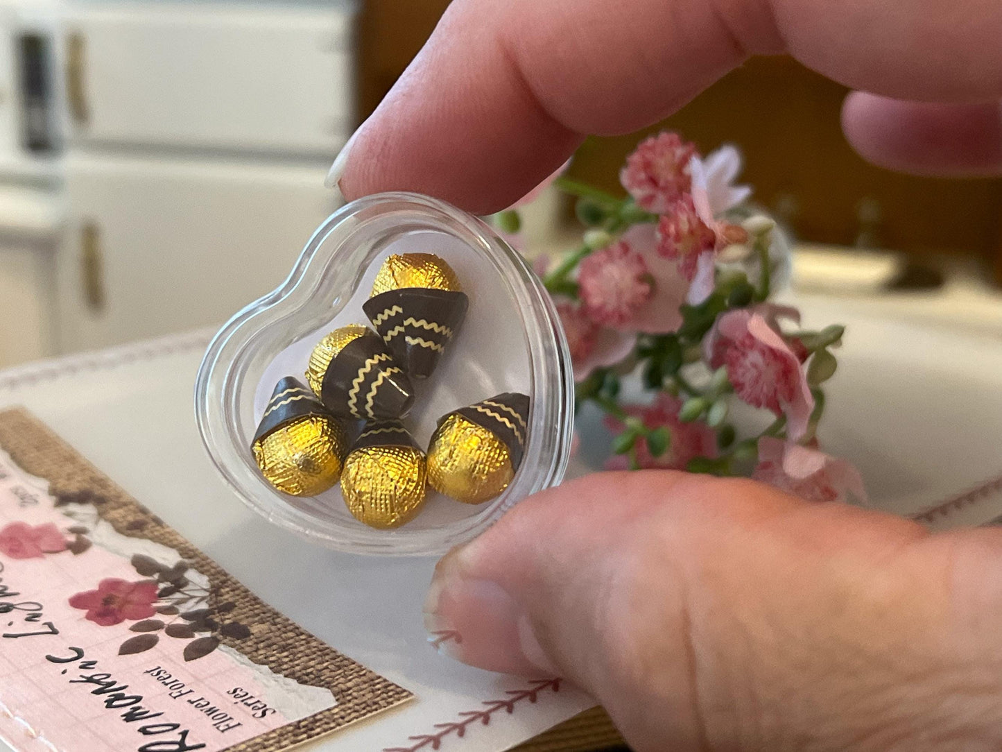 Dollhouse 1:6 Heart-Shaped Box of Chocolates 5pc Set __etsy:6497574474