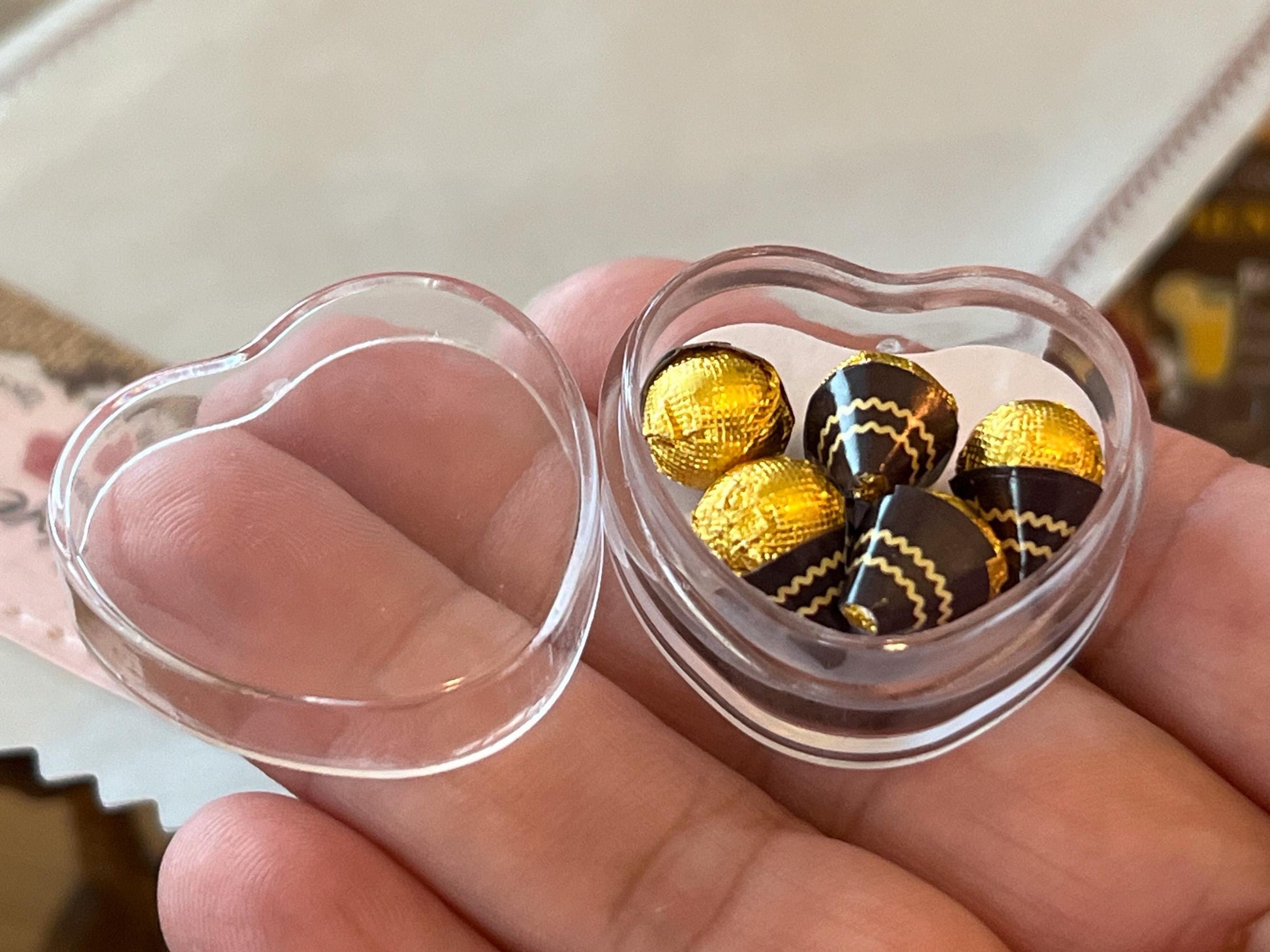 Dollhouse 1:6 Heart-Shaped Box of Chocolates 5pc Set __etsy:6497385876