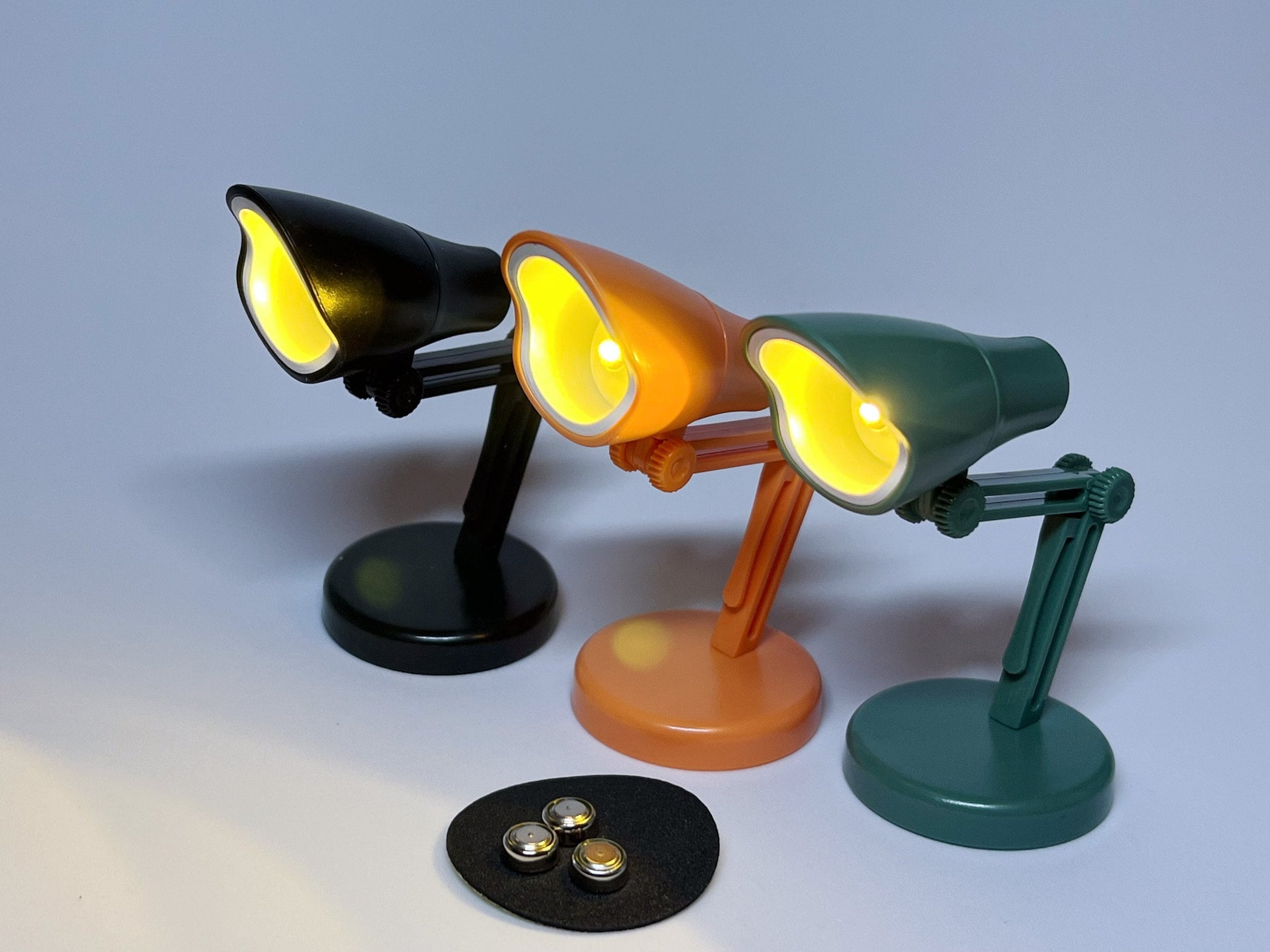 Dollhouse LED Metal Table Lamp, 1:6 Miniature Portable Folding Desk Lamp-Orange-Green-Black __etsy:5550204878