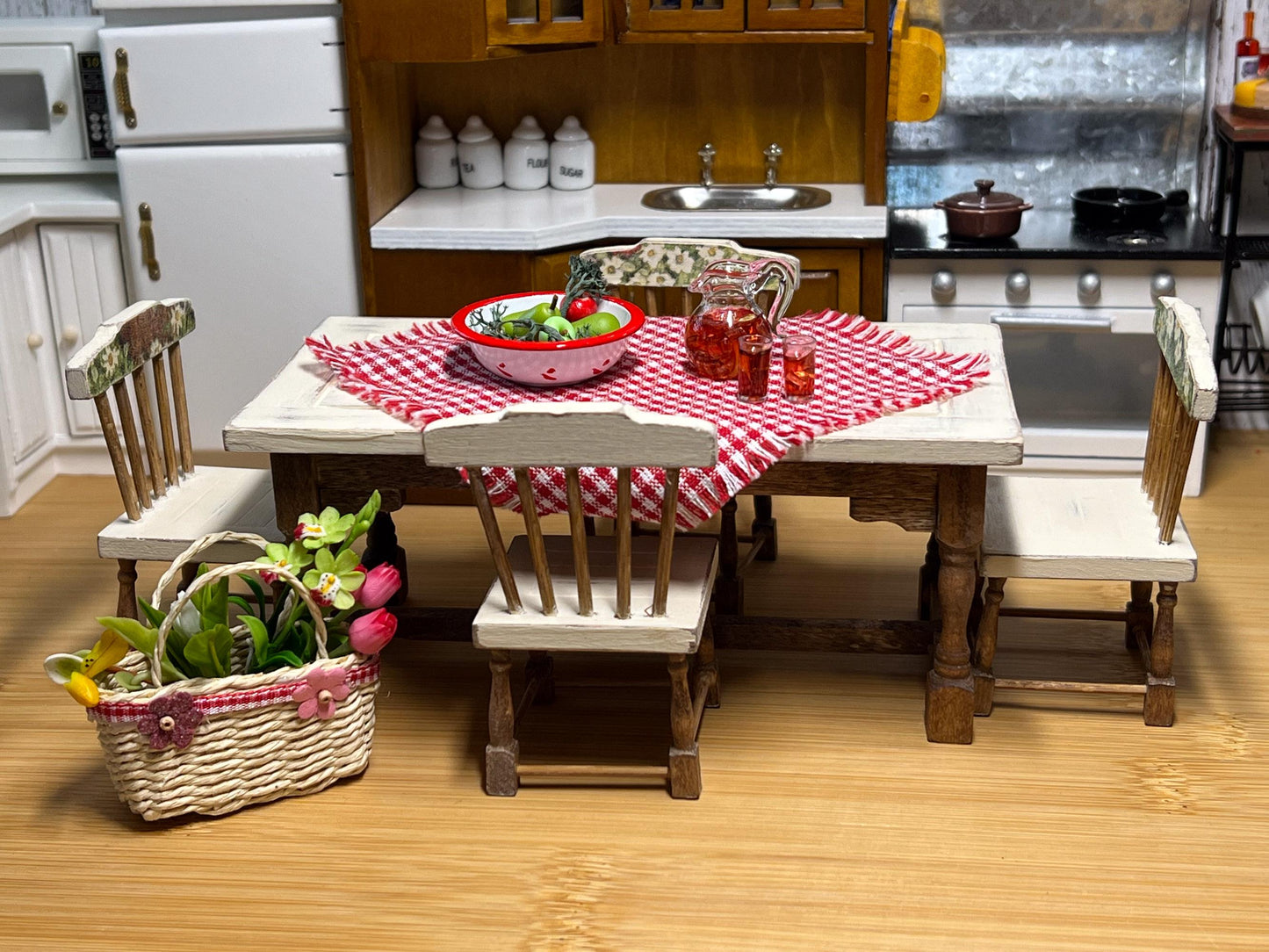 Dollhouse Miniature Dining Set – Distress Beige Table & 4 Chairs, 1:12 Scale __etsy:6603434601
