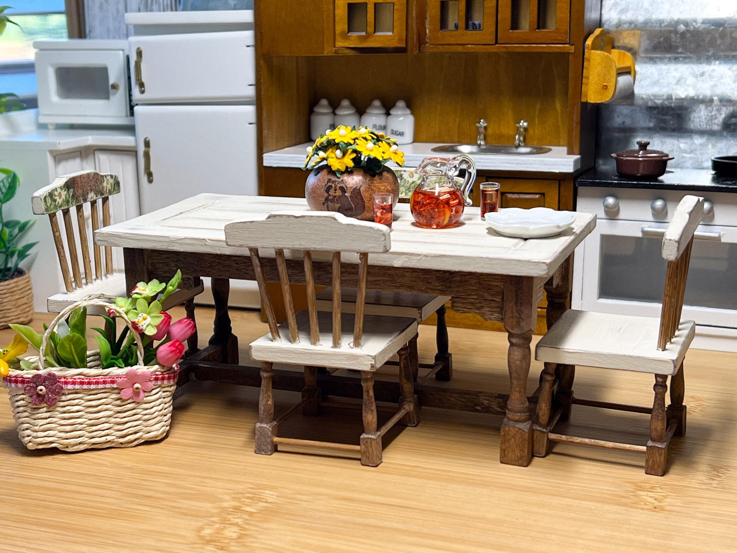 Dollhouse Miniature Dining Set – Distress Beige Table & 4 Chairs, 1:12 Scale __etsy:6555313888