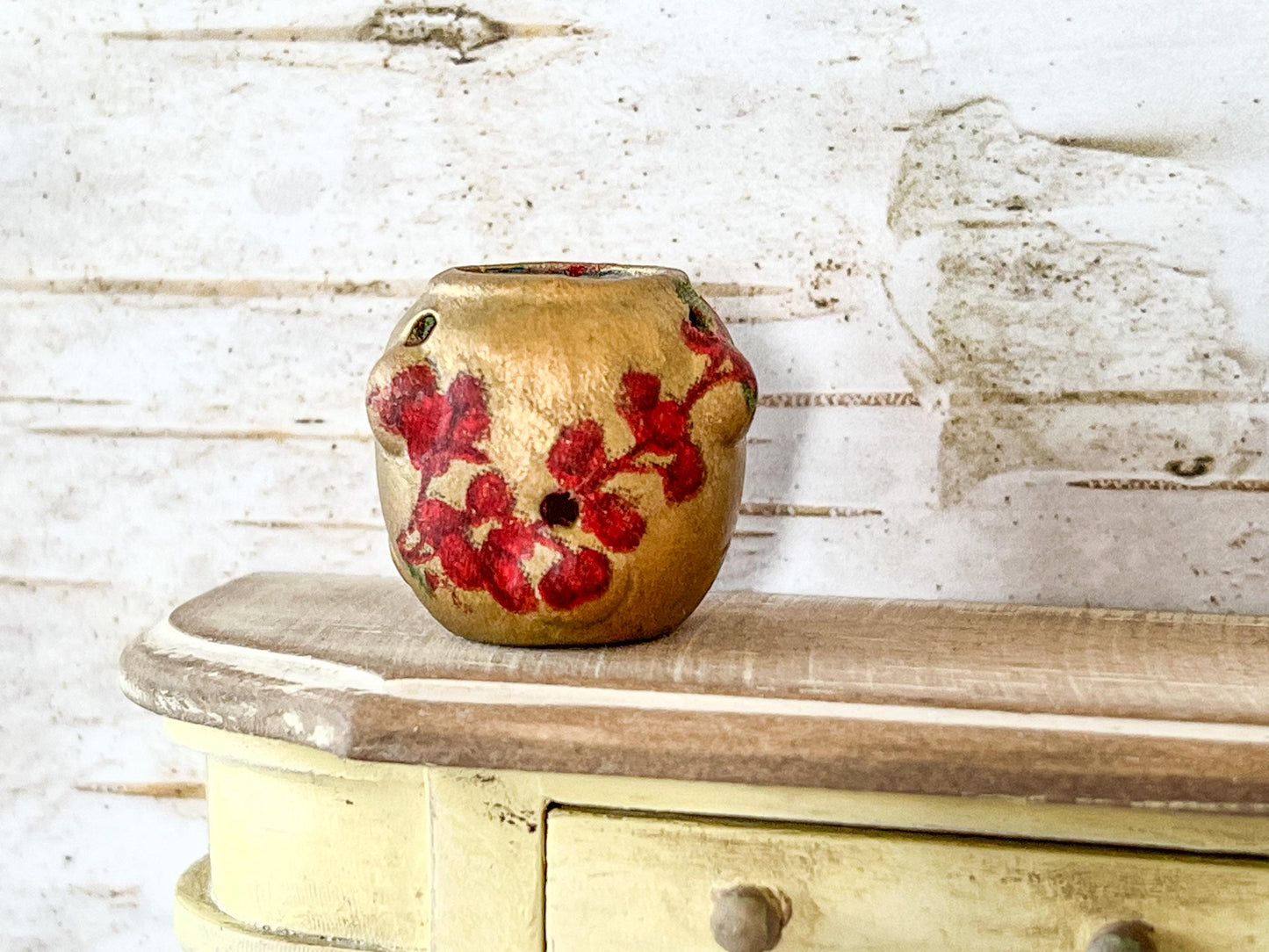 Dollhouse Miniature Gold Terracotta Strawberry Pocket Jar – 1:12 Scale Dollhouse Garden & Kitchen Decor __etsy:6729368262