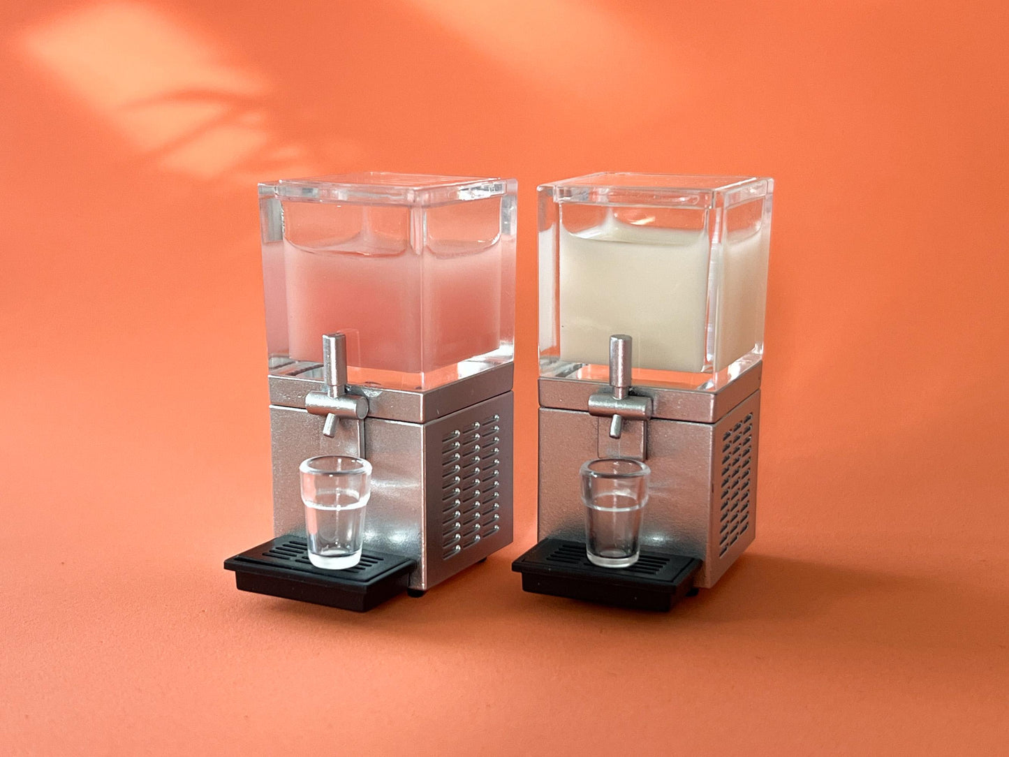 Dollhouse Miniature 1:12, 2 PC Set Juice Dispenser with Cup Filled with Like Lemonade or Fruit Juice, Restaurant Beverage Machine Dispenser __etsy:6382627698