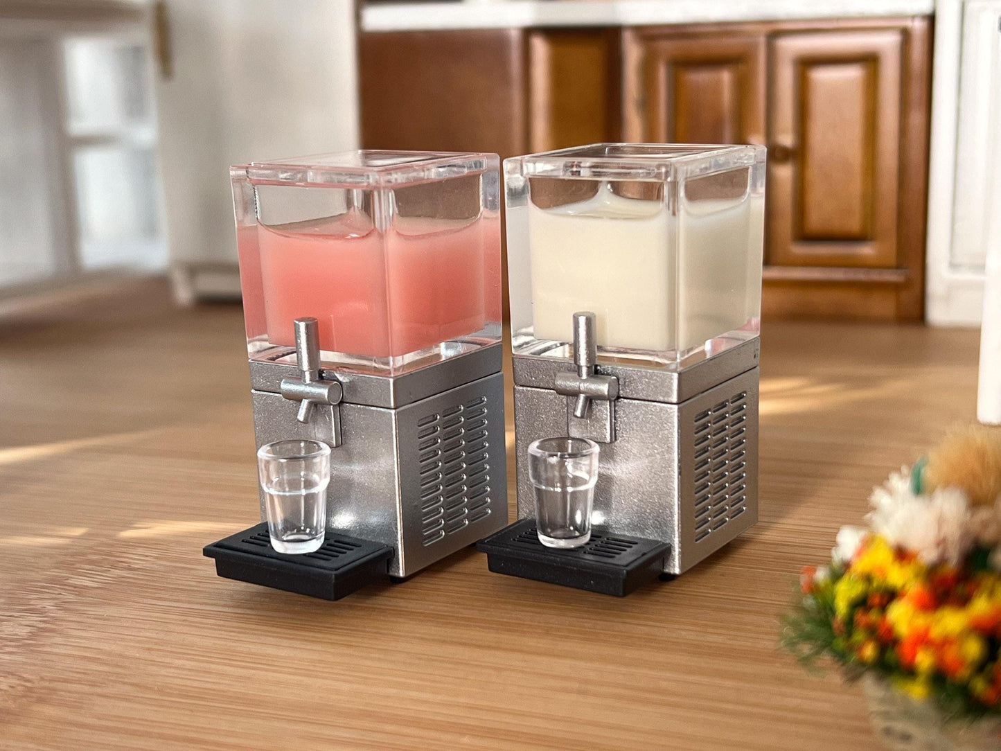 Dollhouse Miniature 1:12, 2 PC Set Juice Dispenser with Cup Filled with Like Lemonade or Fruit Juice, Restaurant Beverage Machine Dispenser __etsy:6430719137