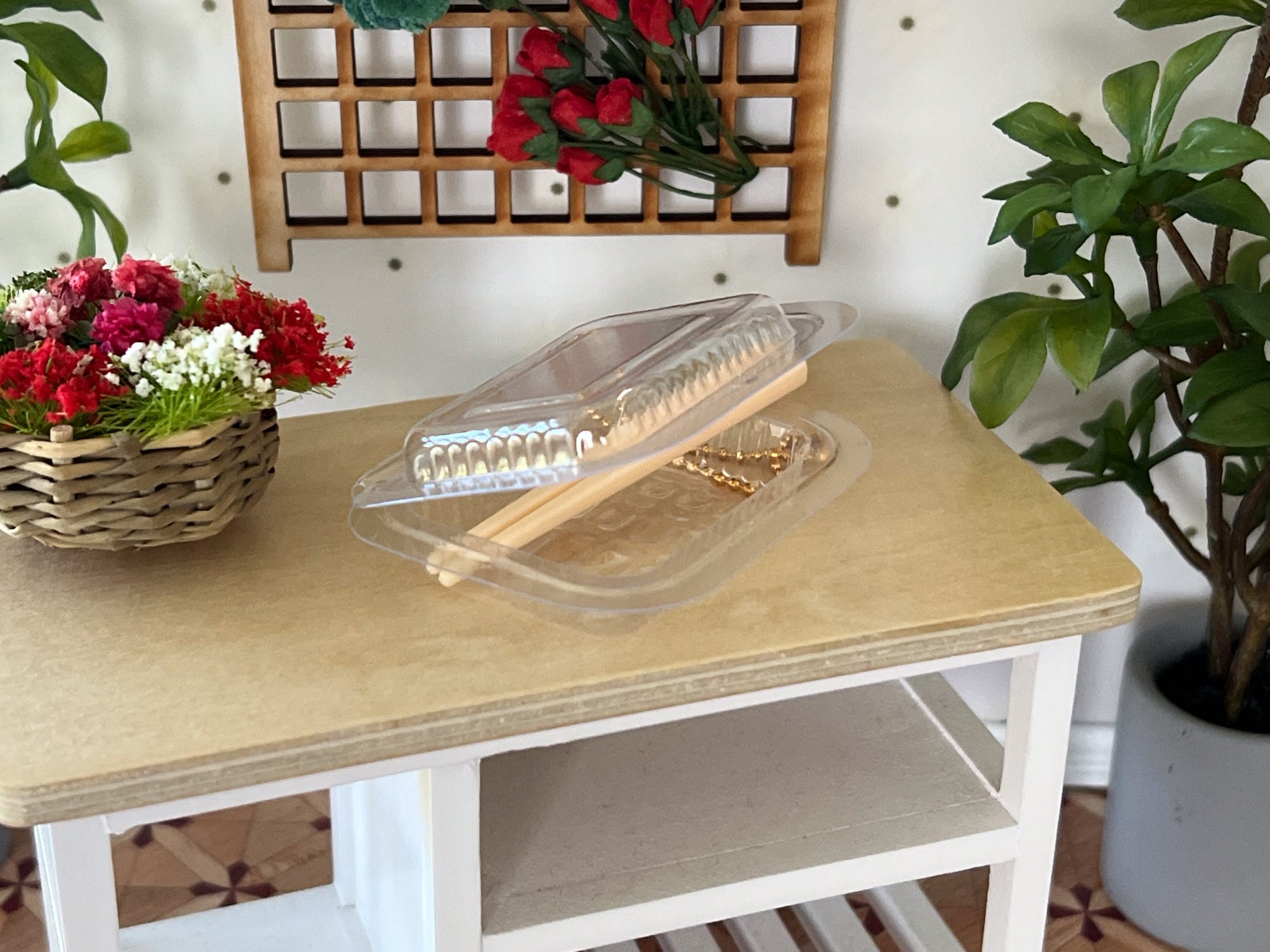 Dollhouse Miniature Take-Out Container – 1:12 Scale Dollhouse Food Accessory | With Chopsticks __etsy:6219032634