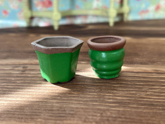 Handmade Clay Dollhouse Planter - 1:12 Scale Miniature Green Pot __etsy:6033767477