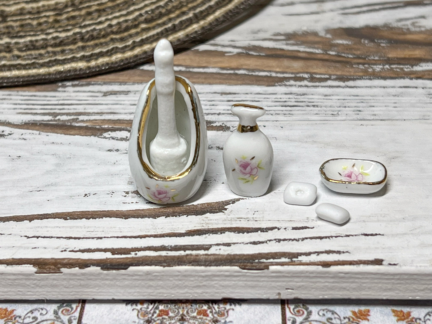 1:12 Scale Miniature Porcelain Bathroom Set – Pink Rose & Gold Dollhouse Accessories