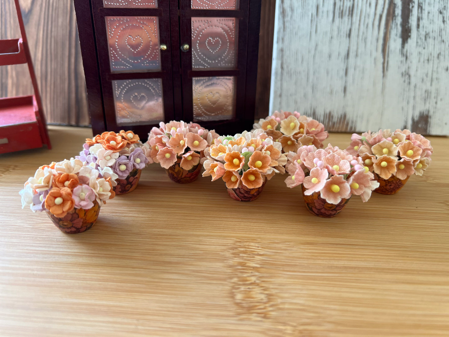 1:12 Scale Miniature Clay Pot with Paper Flowers – Dollhouse Floral Centerpiece