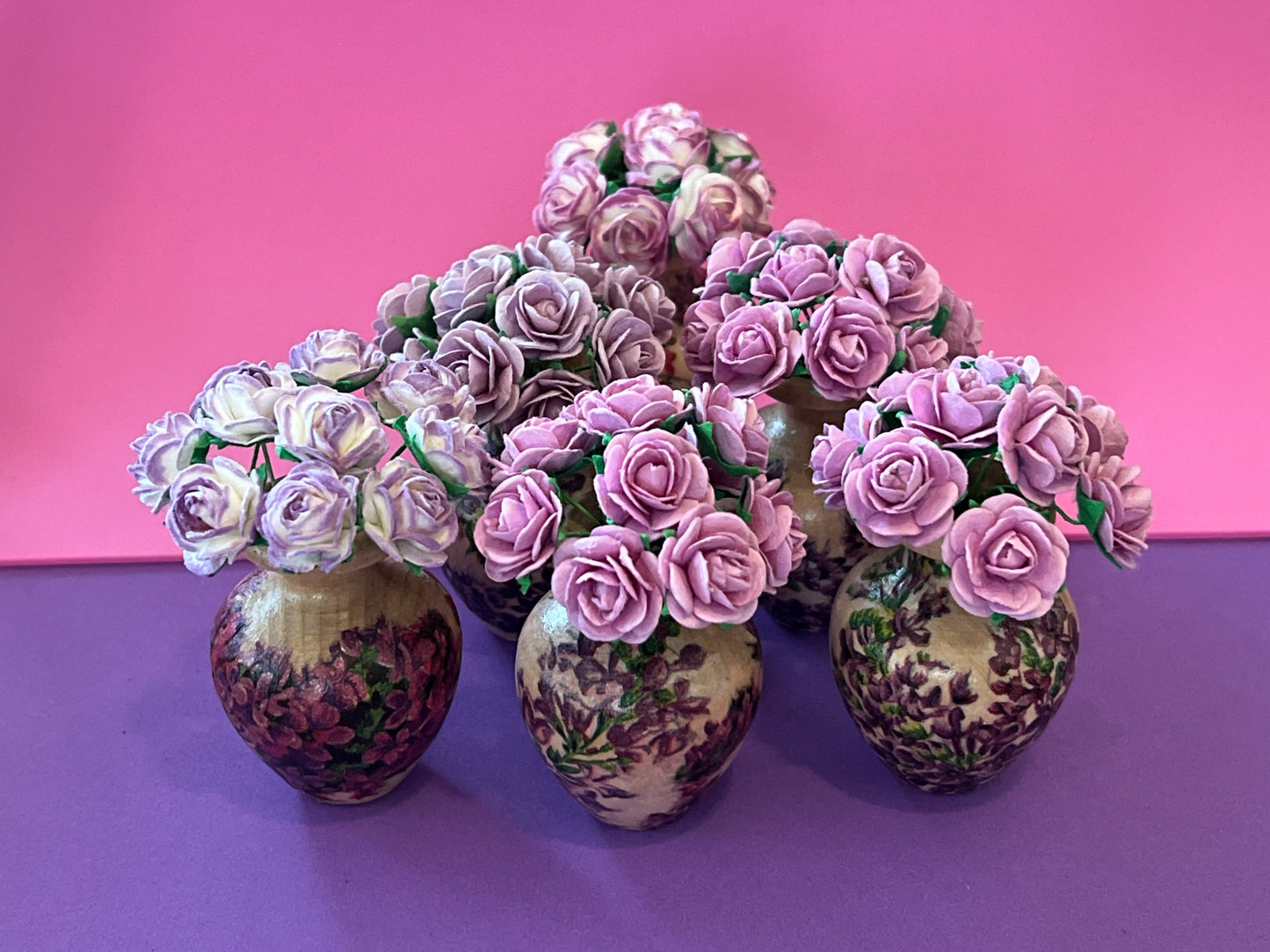 1:6 Scale Miniature Wood Vase with Purple Paper Roses – Dollhouse Table Decor Accessory
