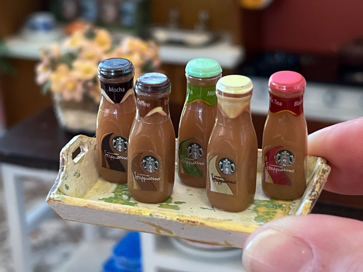 1:12 Scale Miniature Starbucks-Inspired Coffee Bottles – Set of 5