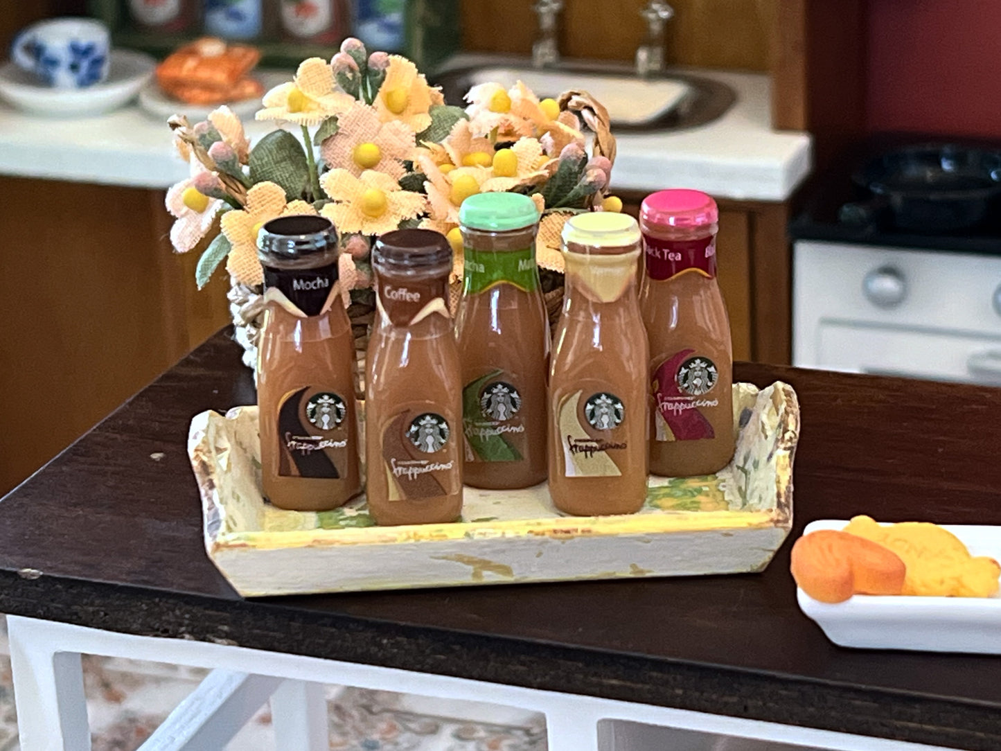 1:12 Scale Miniature Starbucks-Inspired Coffee Bottles – Set of 5