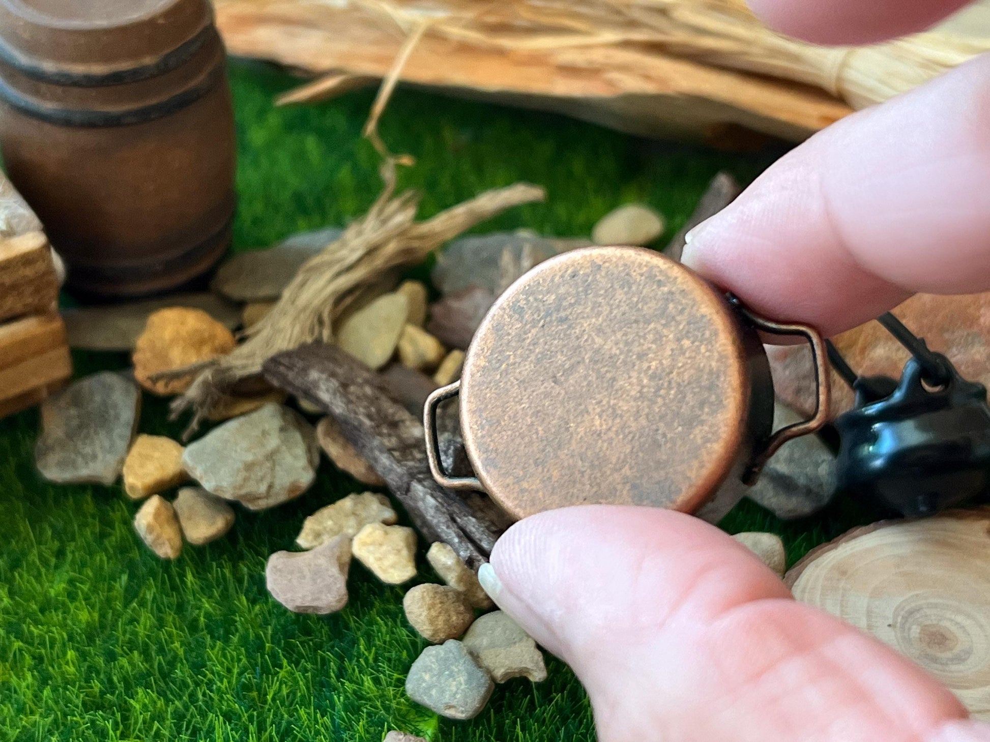 Miniature Aged Copper Pan 1:12 Scale Dollhouse Kitchen Decor __etsy:7924125828