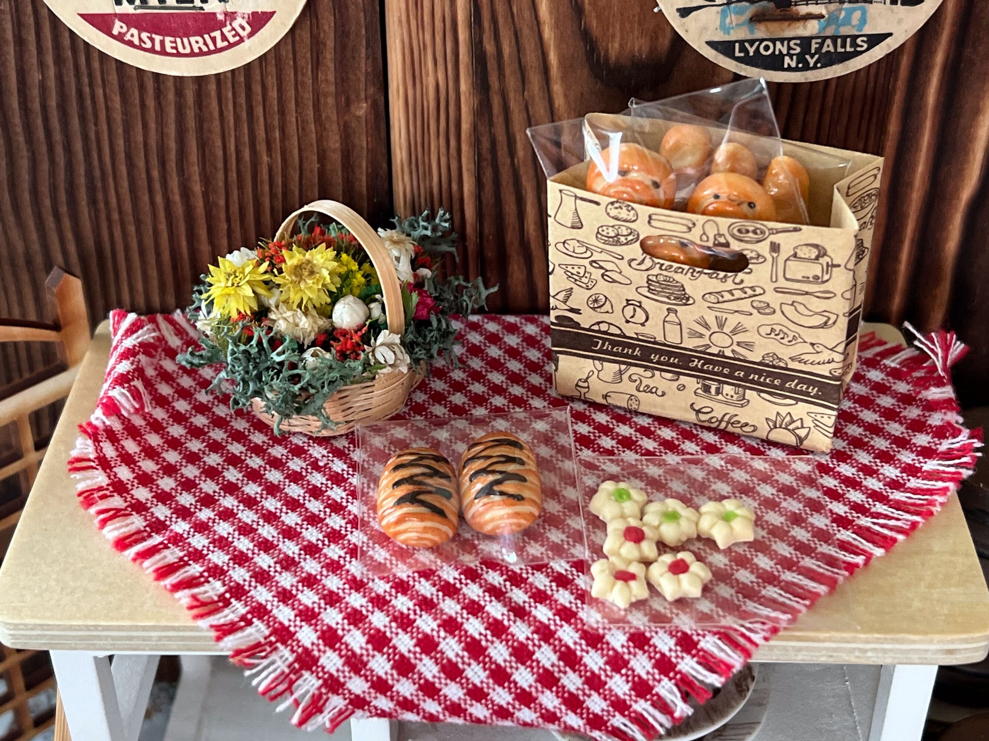 Miniature Bakery Bag Set 1:12 Scale - Dollhouse Cookies, Bread, Danishes & Cinnamon Rolls __etsy:6240759462