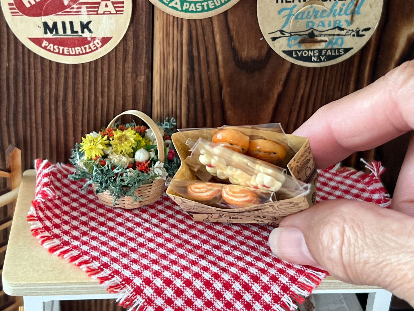 Miniature Bakery Bag Set 1:12 Scale - Dollhouse Cookies, Bread, Danishes & Cinnamon Rolls __etsy:6240759454
