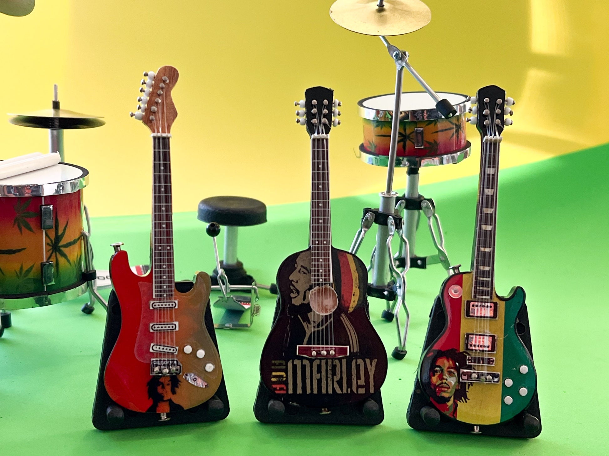 Miniature Bob Marley Drum Set with Guitars 1:12 Scale  – Reggae Music Room __etsy:5683142994