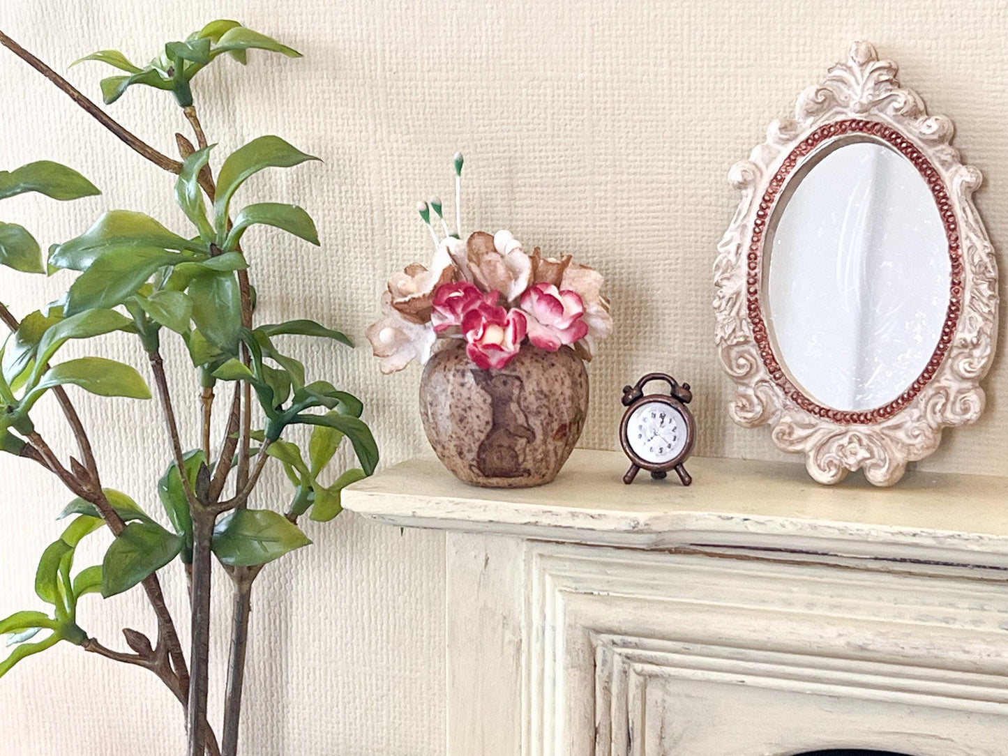 Miniature Ceramic Bunny Jar, 1:12 Scale – Dollhouse Decor with Paper Flowers __etsy:6865126472