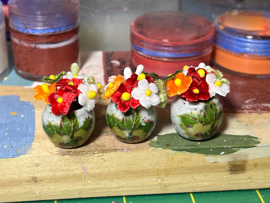 Miniature Ceramic Flower Pot, 1:12 Scale – Handcrafted Dollhouse Décor with Velvet Flowers __etsy:7583741831