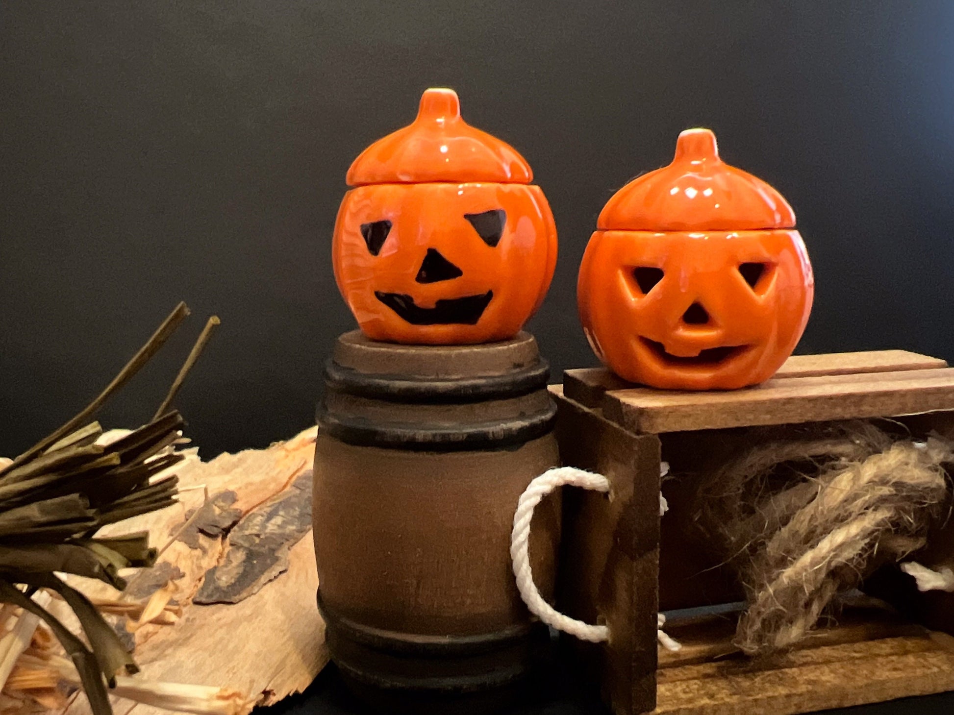 Miniature Ceramic Halloween Pumpkin- 1:12 Scale-Dollhouse Cookie Jar with Lid __etsy:5452156065