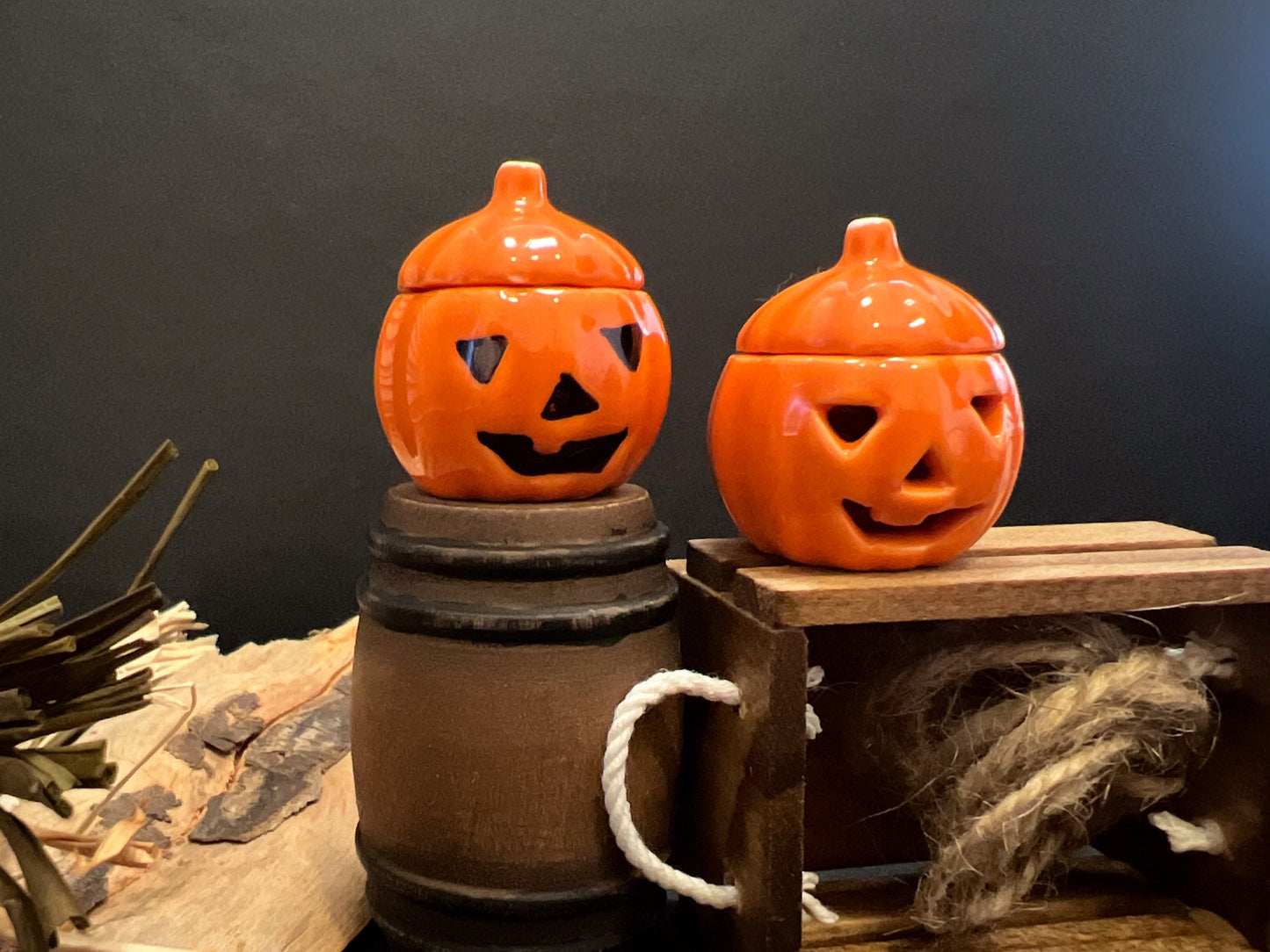 Miniature Ceramic Halloween Pumpkin- 1:12 Scale-Dollhouse Cookie Jar with Lid __etsy:5452156067