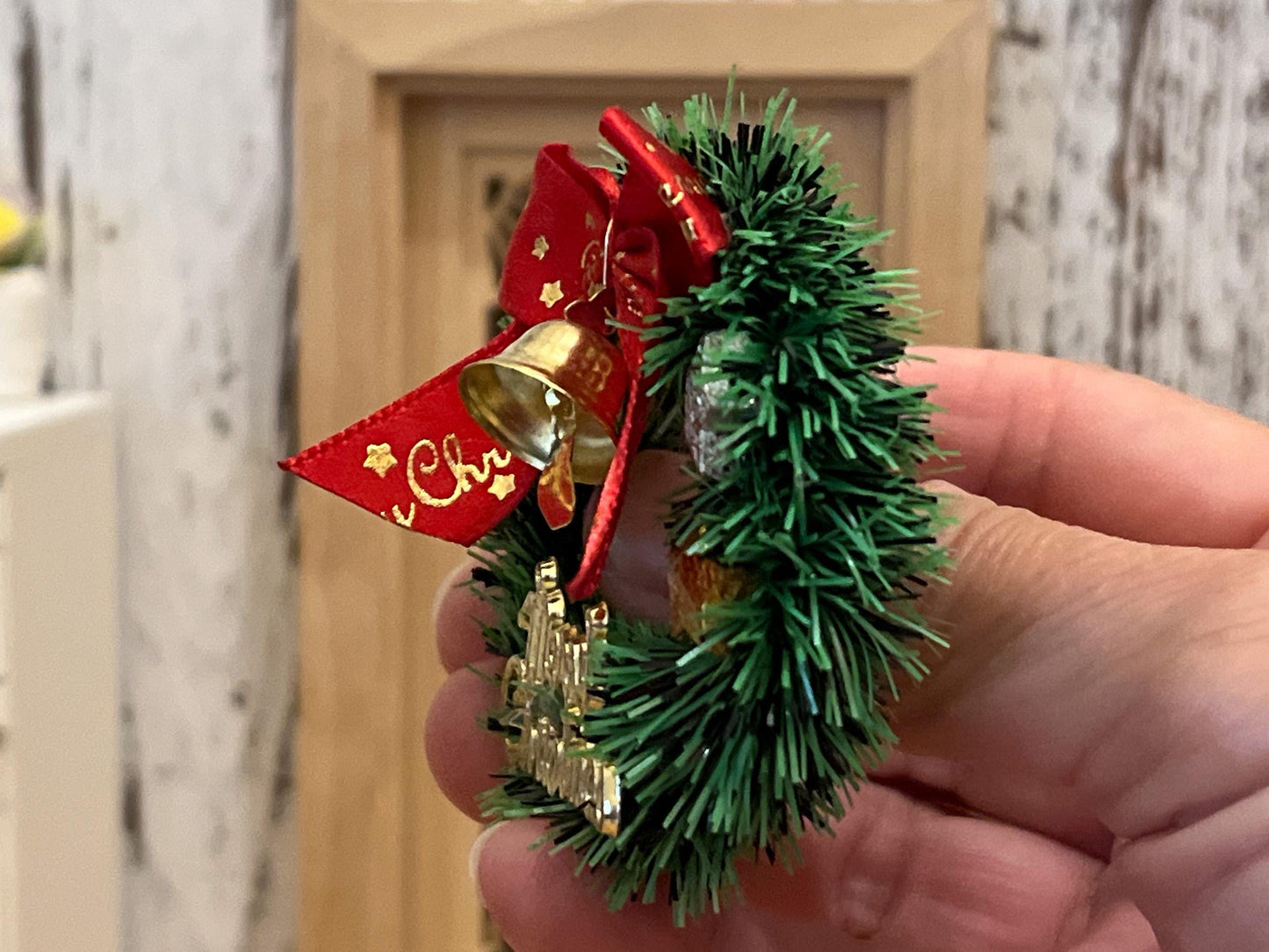 Miniature Christmas Wreath-1:12 Scale - Dollhouse Home Decor __etsy:6542923395