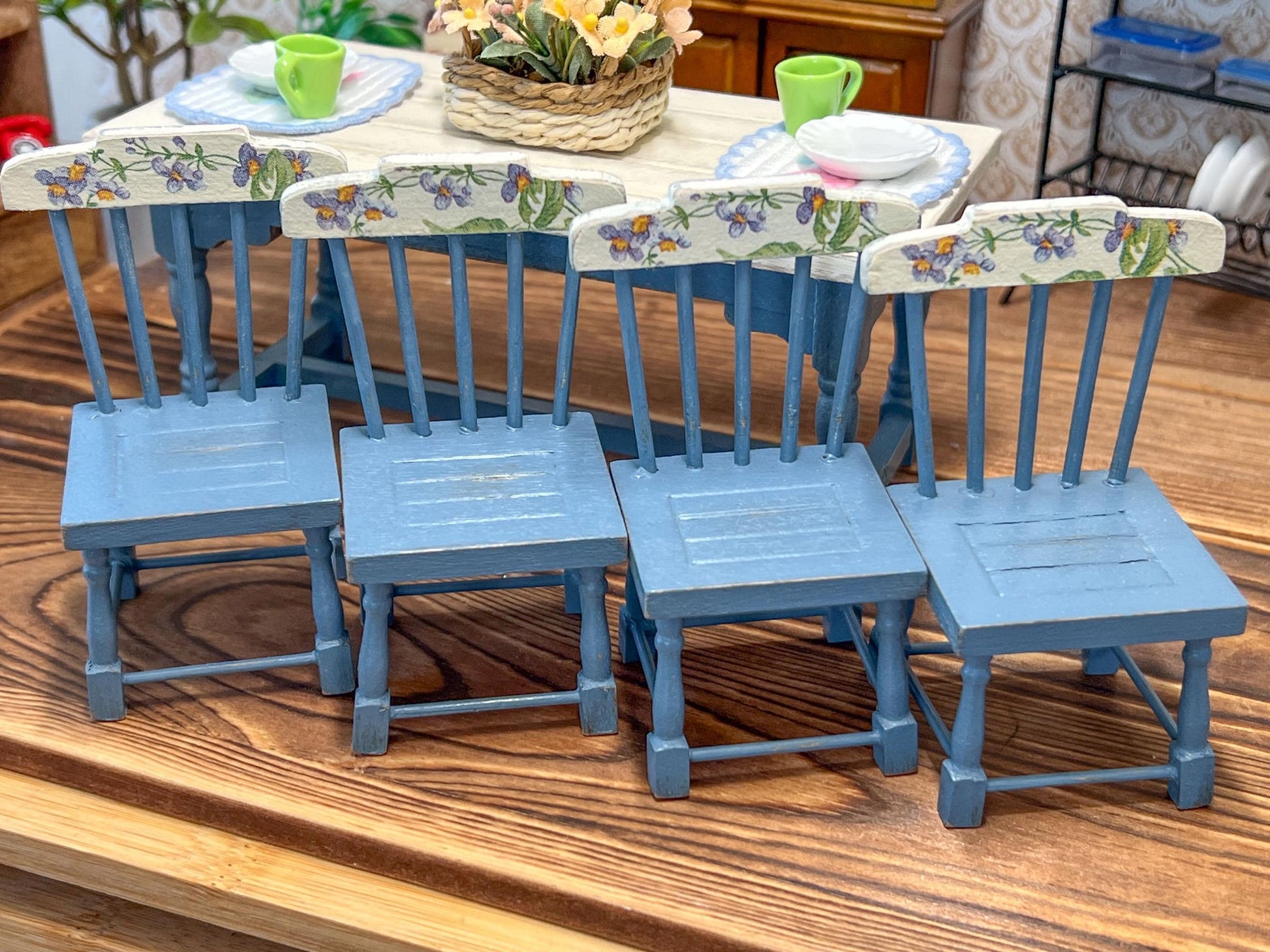 Miniature Dining Room Set 1:12 Scale – Blue Distressed Table & Chairs for Dollhouses __etsy:7626092381