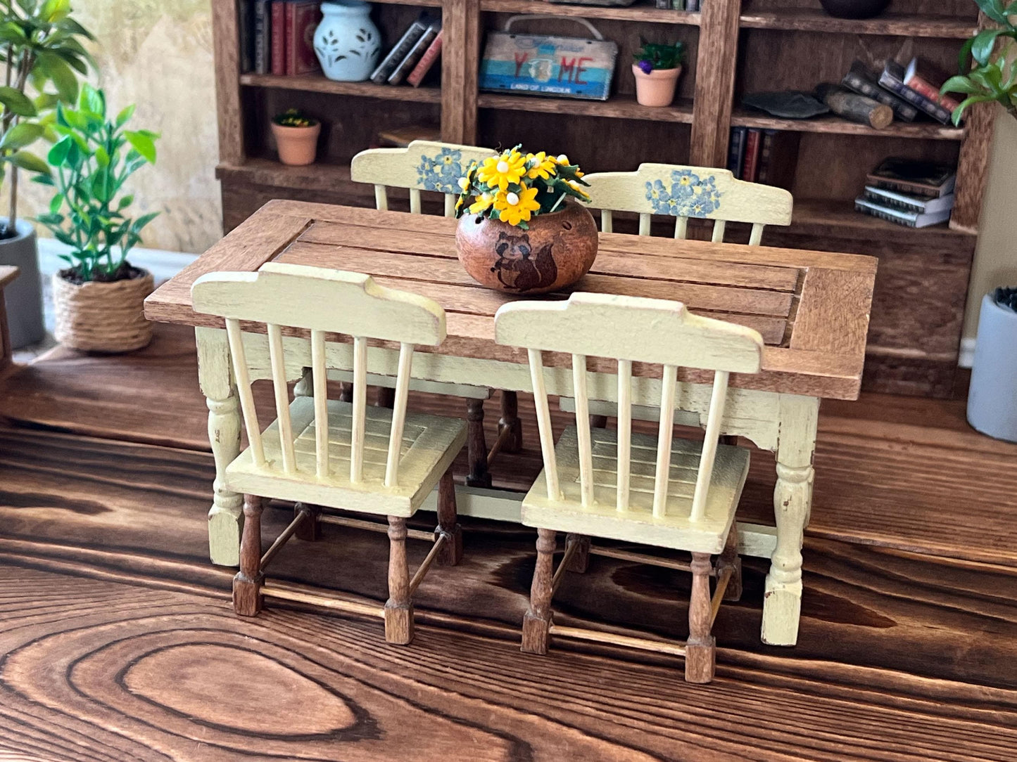 Miniature Dining Room Set – 1:12 Scale, Dollhouse Distressed Yellow Table & Chair Furniture __etsy:6827338588