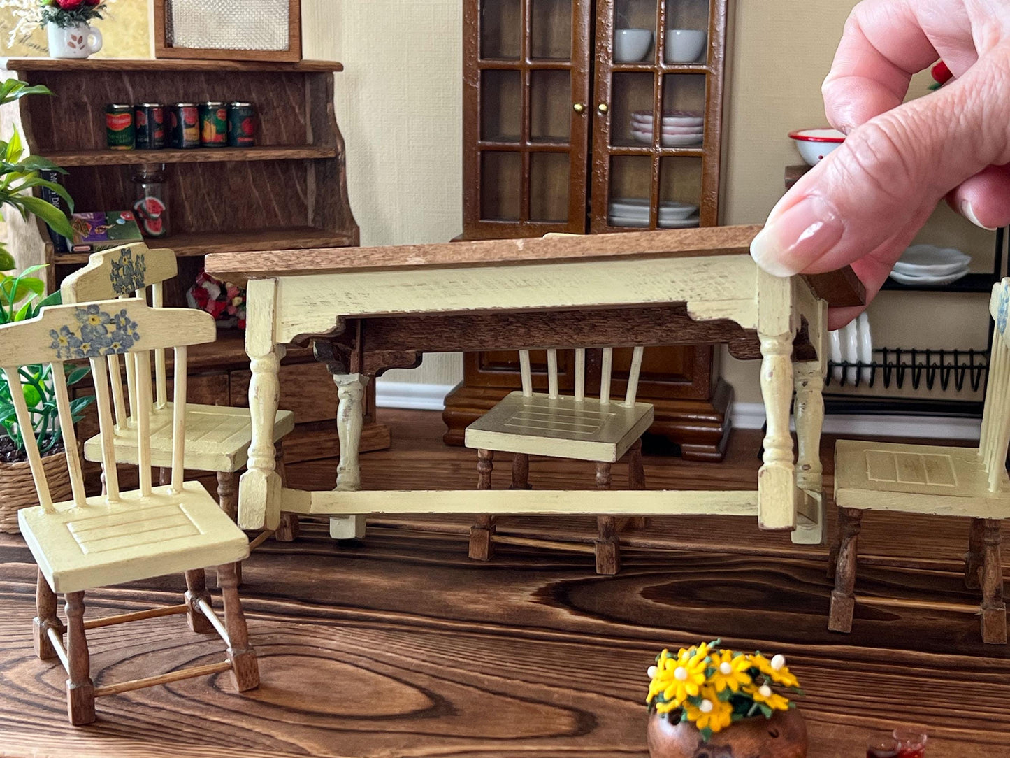 Miniature Dining Room Set – 1:12 Scale, Dollhouse Distressed Yellow Table & Chair Furniture __etsy:6827338694