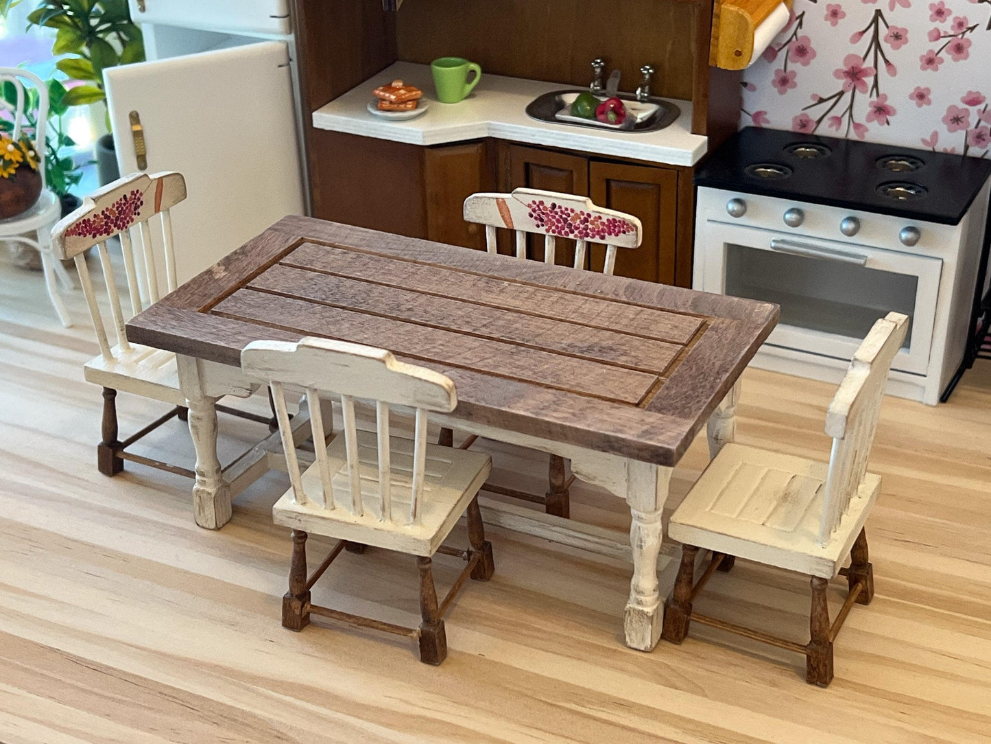 Miniature Dining Room Set 1:12 Scale – Dollhouse Furniture - Beige Distressed Table & Chairs __etsy:8047040199