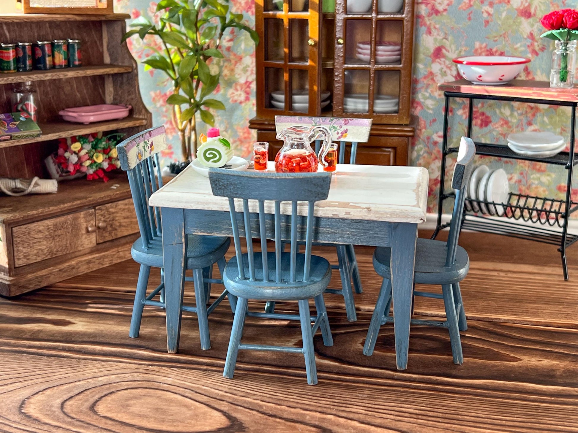 Miniature Dining Room Set 1:12 Scale - Dollhouse Furniture Blue Distress Table & Chairs __etsy:6875453039