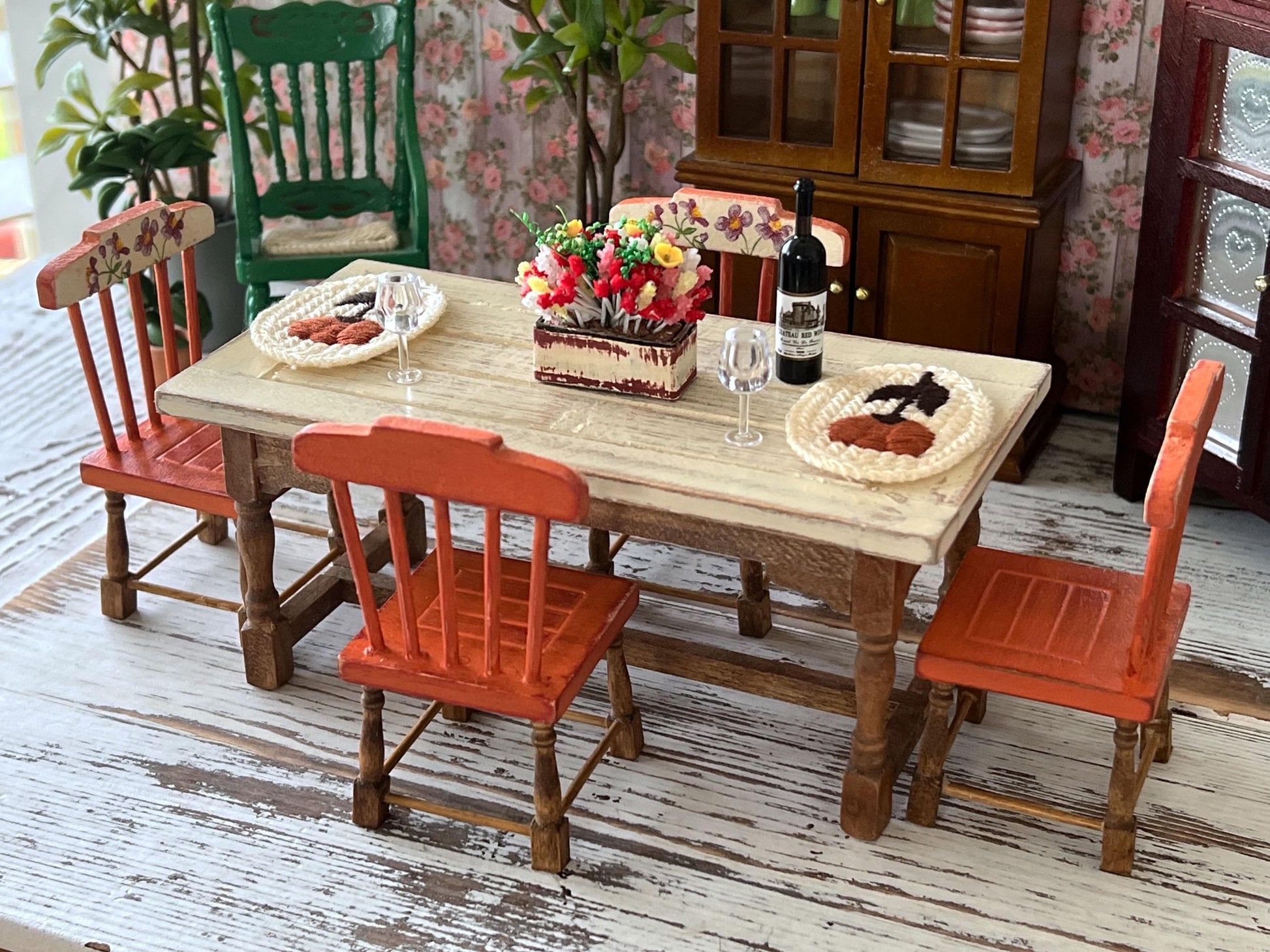 Miniature Dining Room Set – 1:12 Scale, Dollhouse Furniture Distressed Table & Chairs __etsy:7196247213