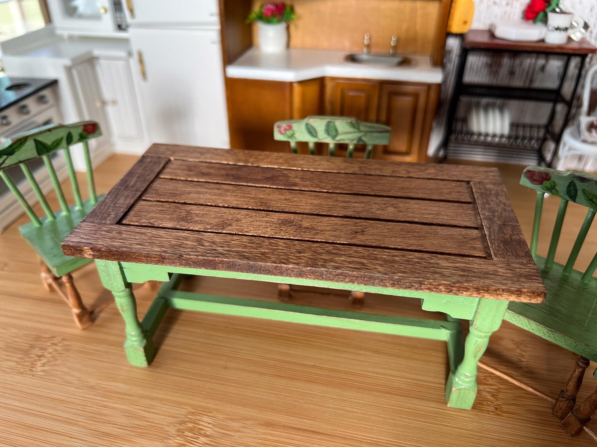 Miniature Dining Room Set 1:12 Scale – Dollhouse Furniture Green Distressed Table & Chairs __etsy:6488699725