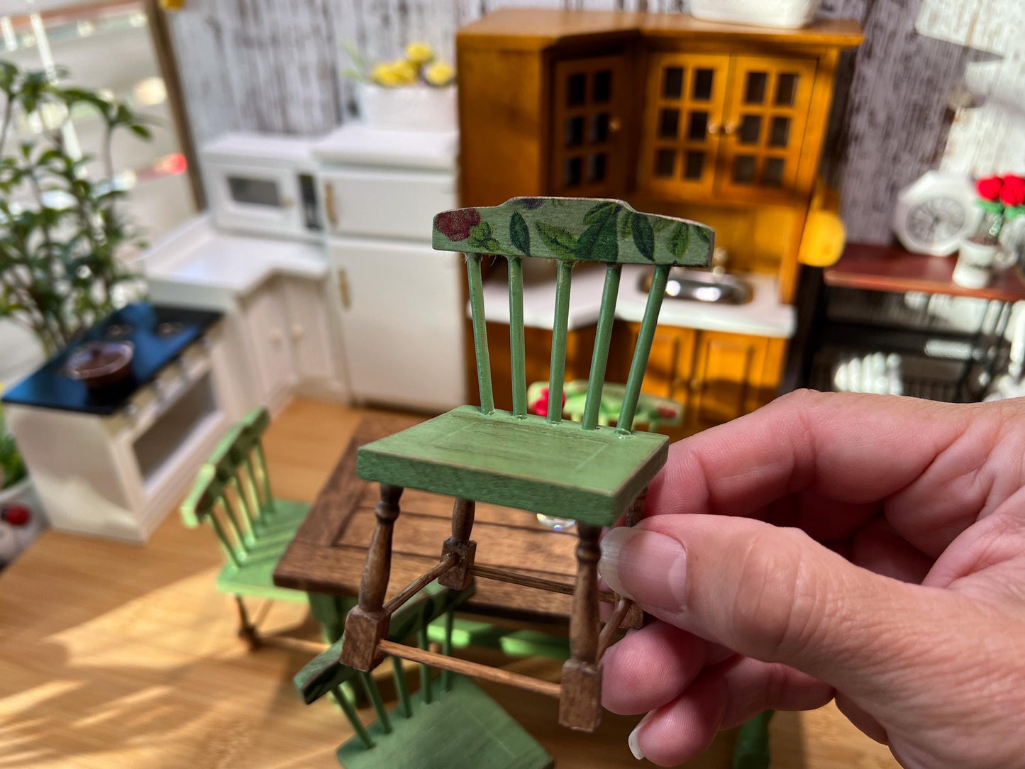 Miniature Dining Room Set 1:12 Scale – Dollhouse Furniture Green Distressed Table & Chairs __etsy:6440598096