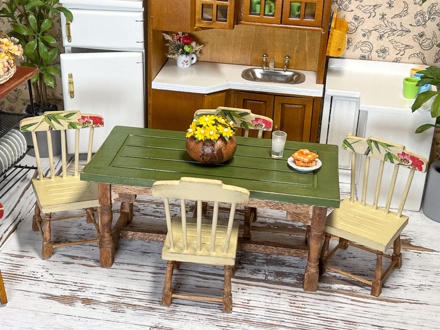 Miniature Dining Room Set 1:12 Scale – Dollhouse Yellow/Green Distressed Table & Chairs __etsy:7798701394