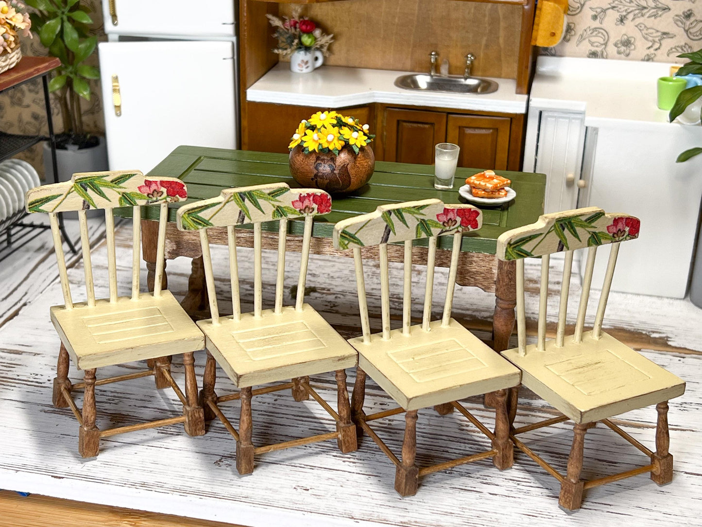 Miniature Dining Room Set 1:12 Scale – Dollhouse Yellow/Green Distressed Table & Chairs __etsy:7846638707