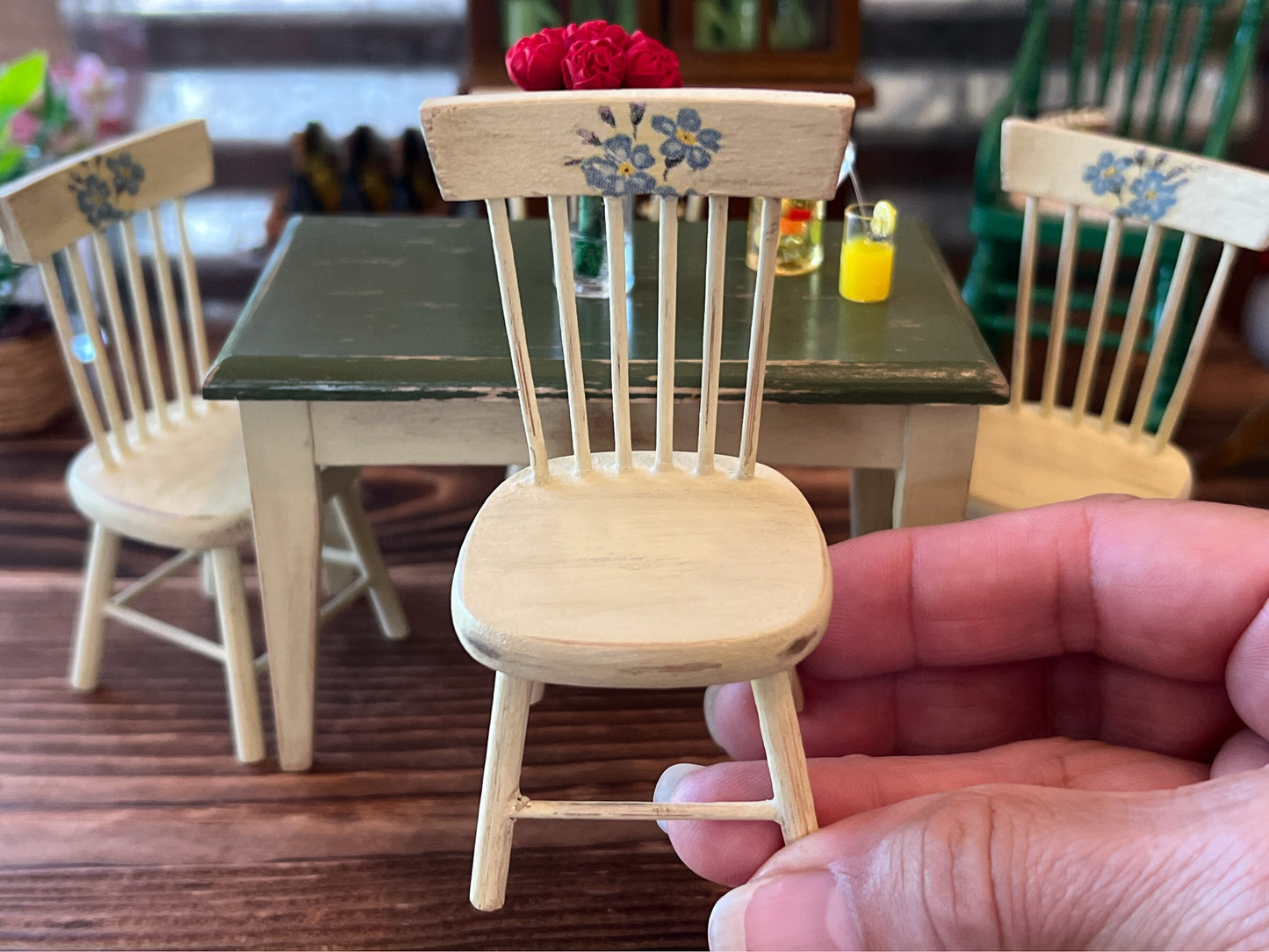 Miniature Dining Set 1:12 Scale – Dollhouse Furniture Distressed Country Table & Chairs __etsy:5928594482