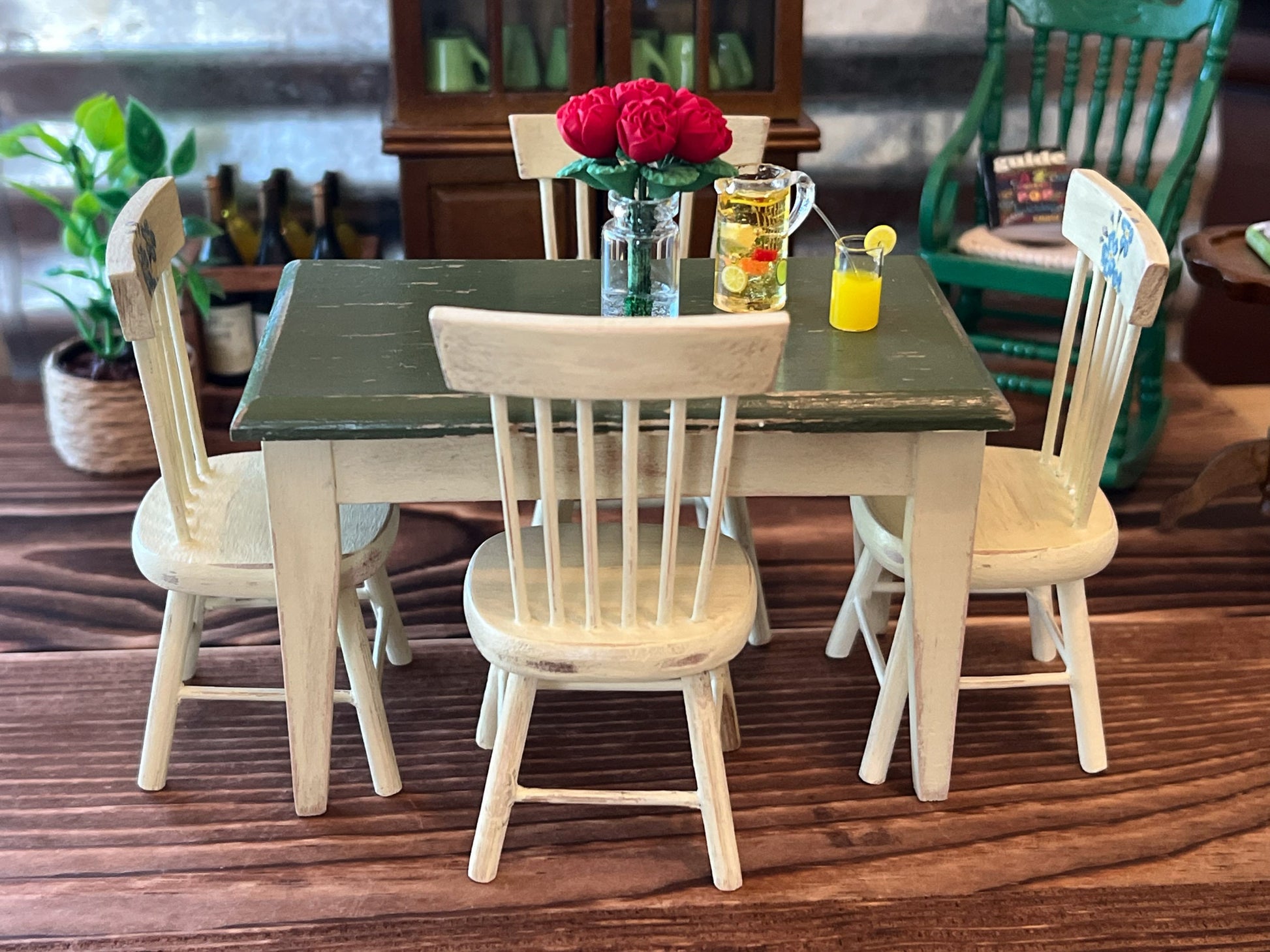 Miniature Dining Set 1:12 Scale – Dollhouse Furniture Distressed Country Table & Chairs __etsy:5928594496