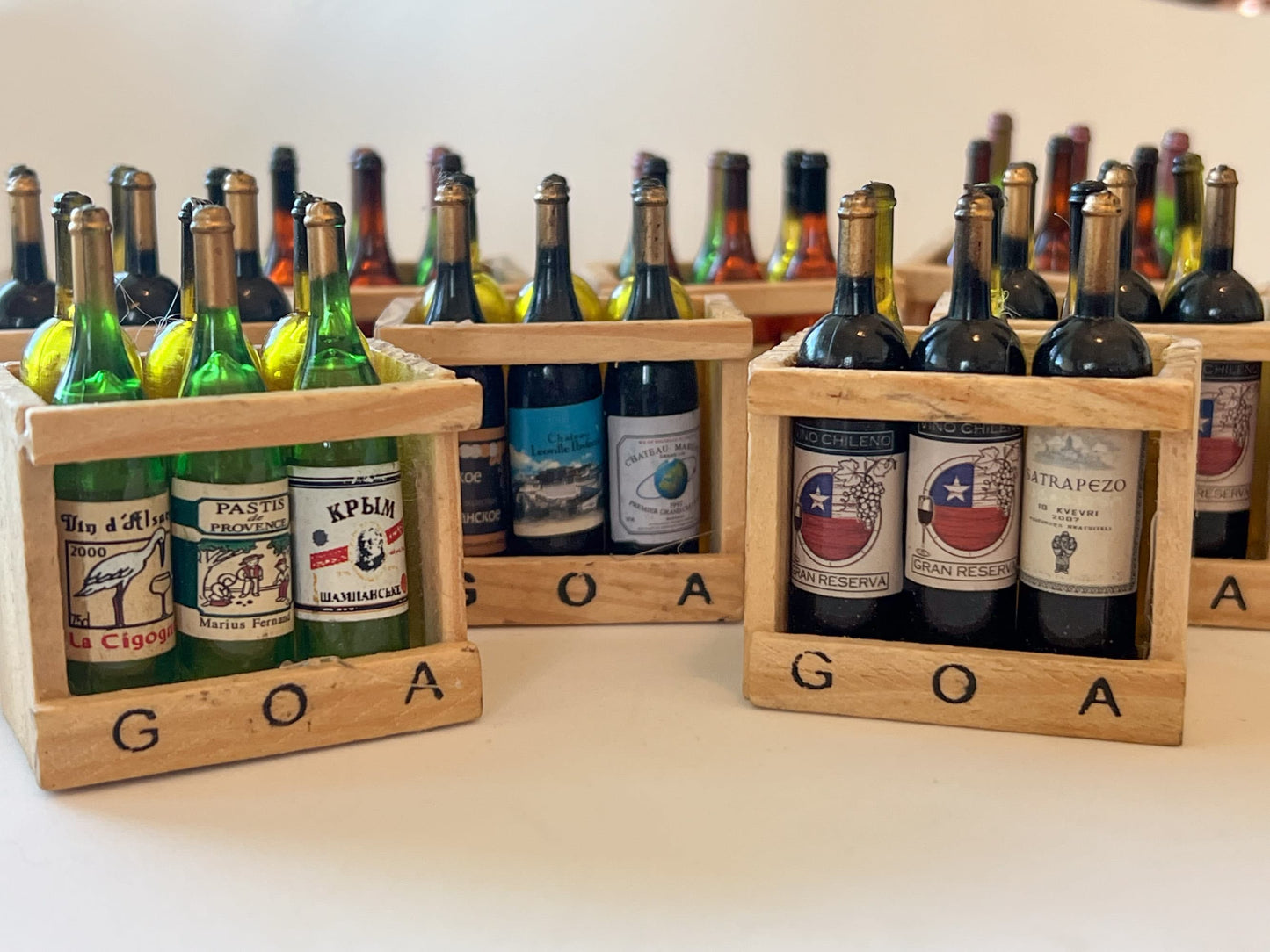 Miniature Dollhouse Wine Crate – 1:12 Scale - 6 Bottle Wooden Case – Random Style Refrigerator Magnet __etsy:6230402288