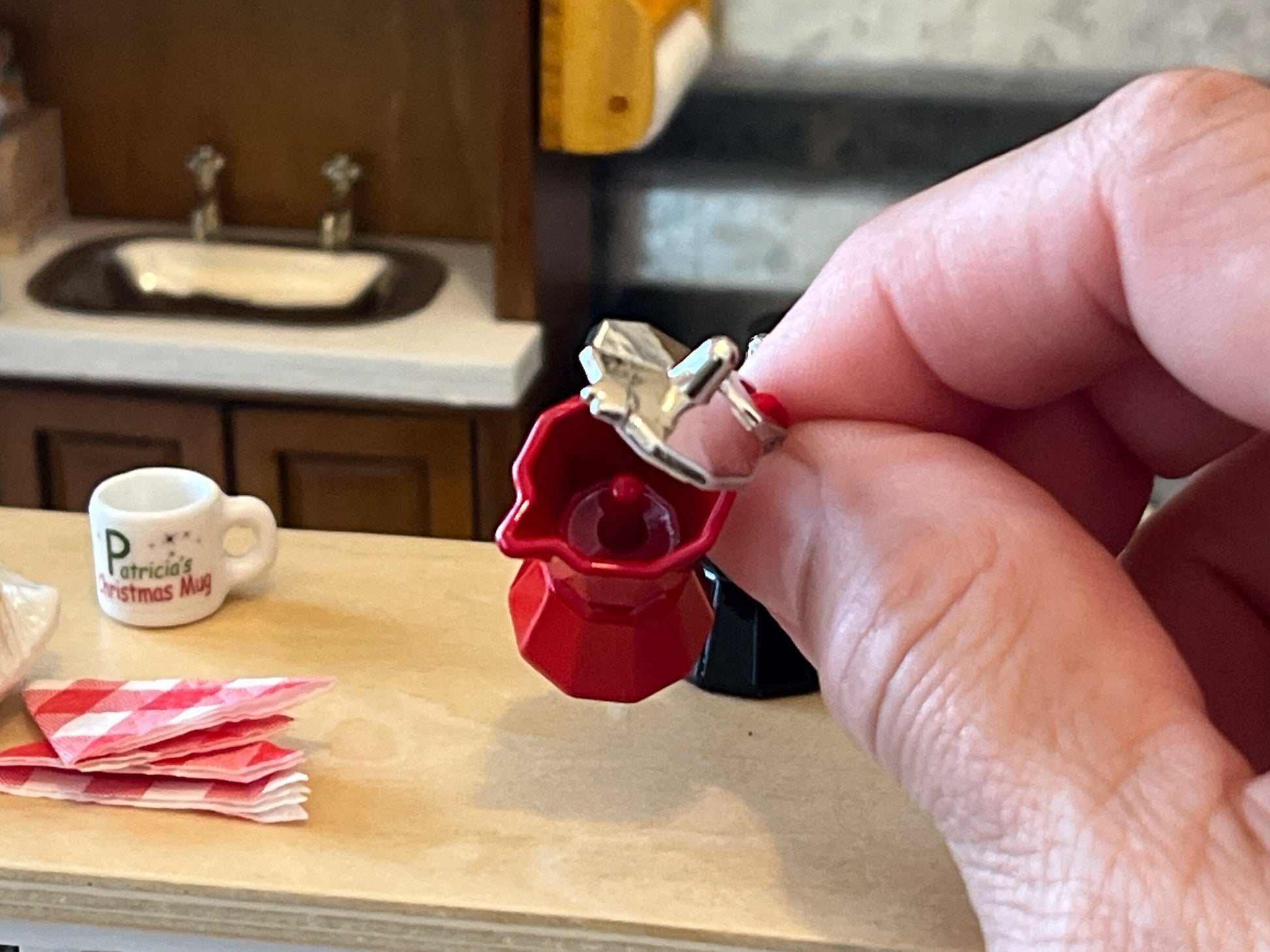 Miniature Espresso Coffee Maker – 1:12 Scale - Dollhouse Metal Moka Pot | Red or Black __etsy:5820123420