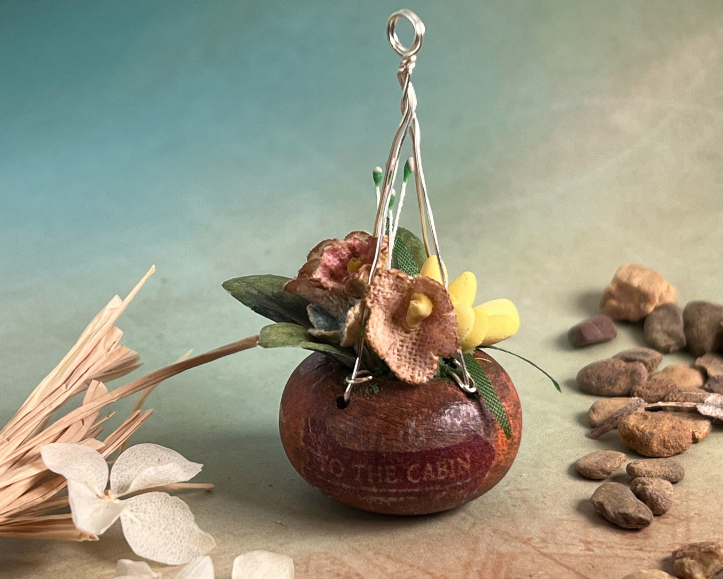 Miniature Hanging Clay Pot with Flowers – 1:12 Scale - Dollhouse Cabin & Kitchen Decor __etsy:5646672130